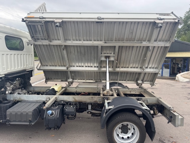 NISSAN NT400 35.13 L2 PRO Nutzlast 1150 kg Anhängelast 3.500 kg-image-7