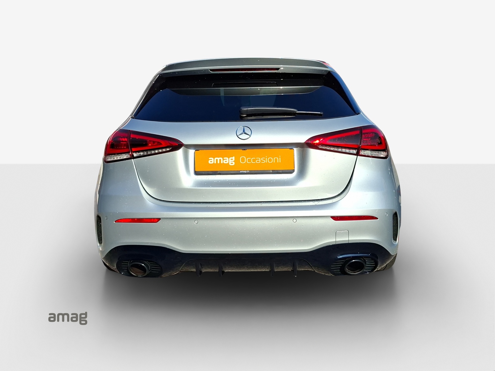 MERCEDES-BENZ A 35 AMG 4Matic Speedshift-image-3