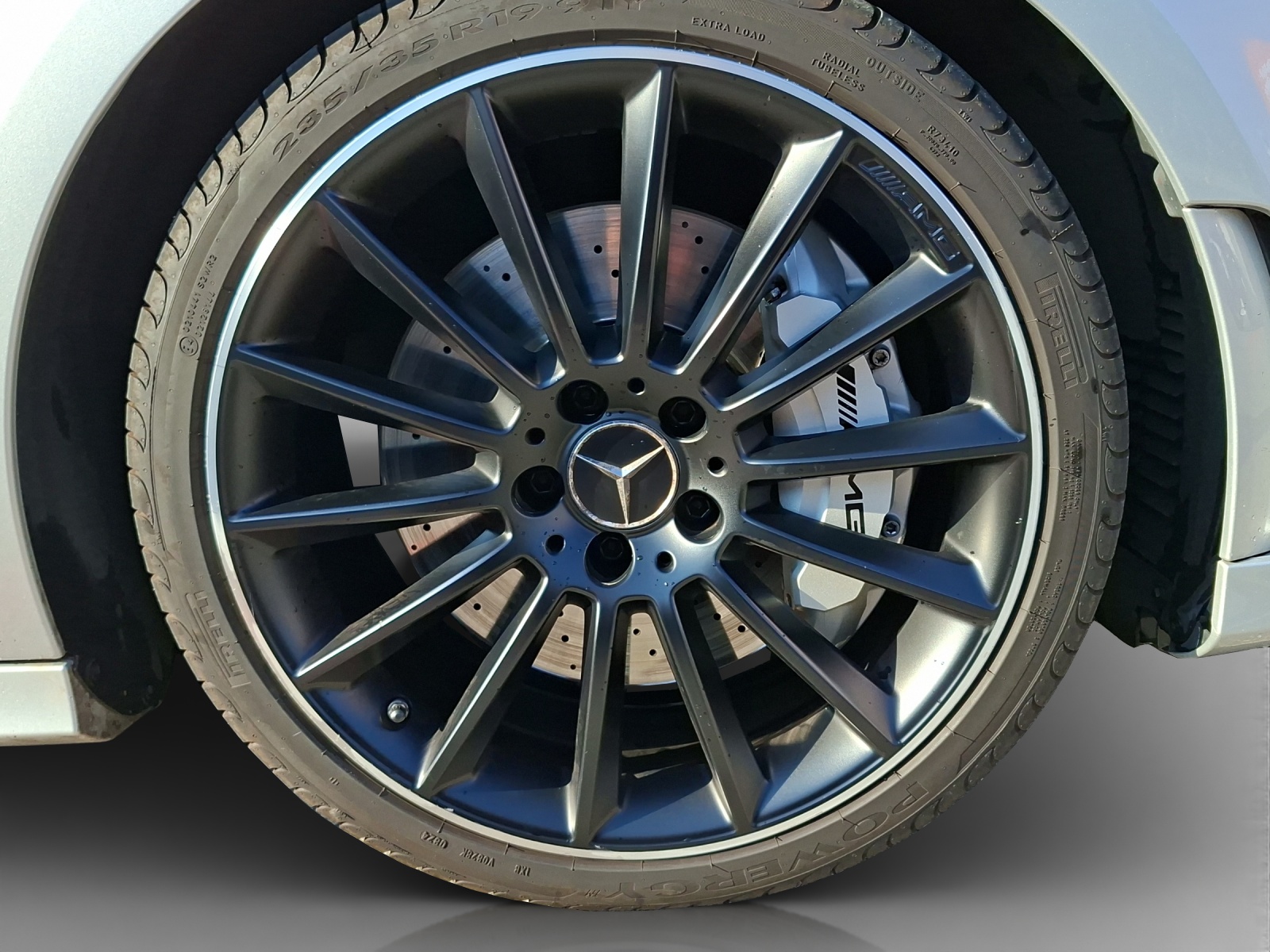 MERCEDES-BENZ A 35 AMG 4Matic Speedshift-image-13