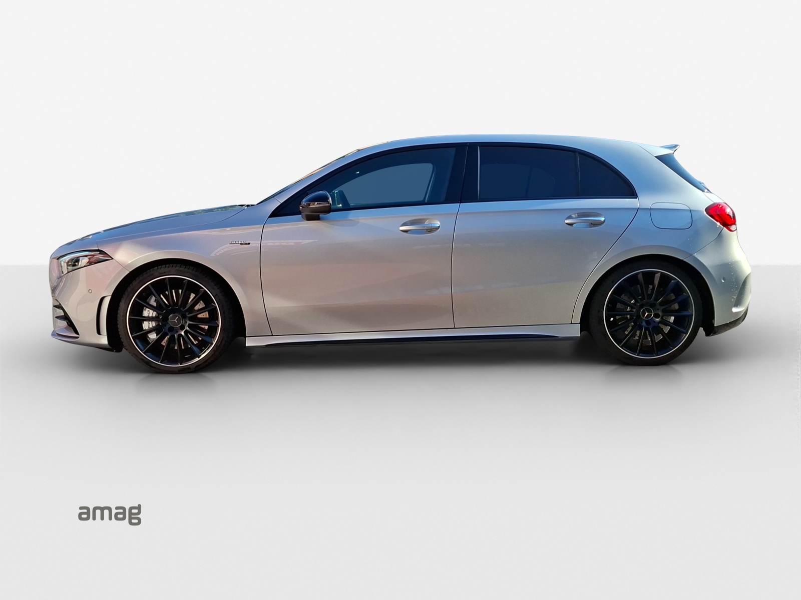 MERCEDES-BENZ A 35 AMG 4Matic Speedshift-image-1