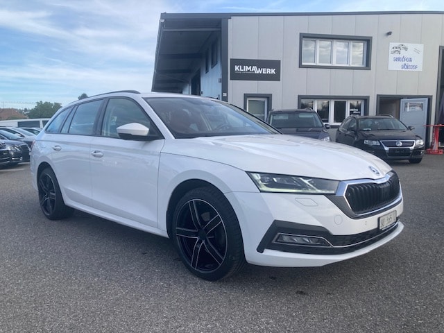SKODA Octavia Combi 2.0 TDI DSG Style-image-0