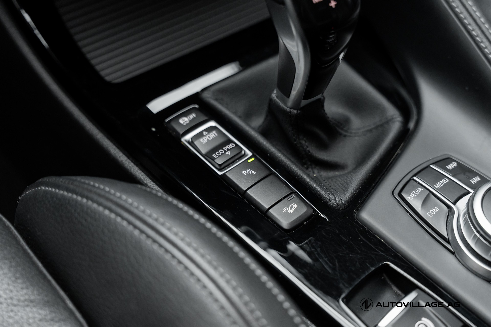BMW X2 xDrive 20d M Sport Steptronic-image-16