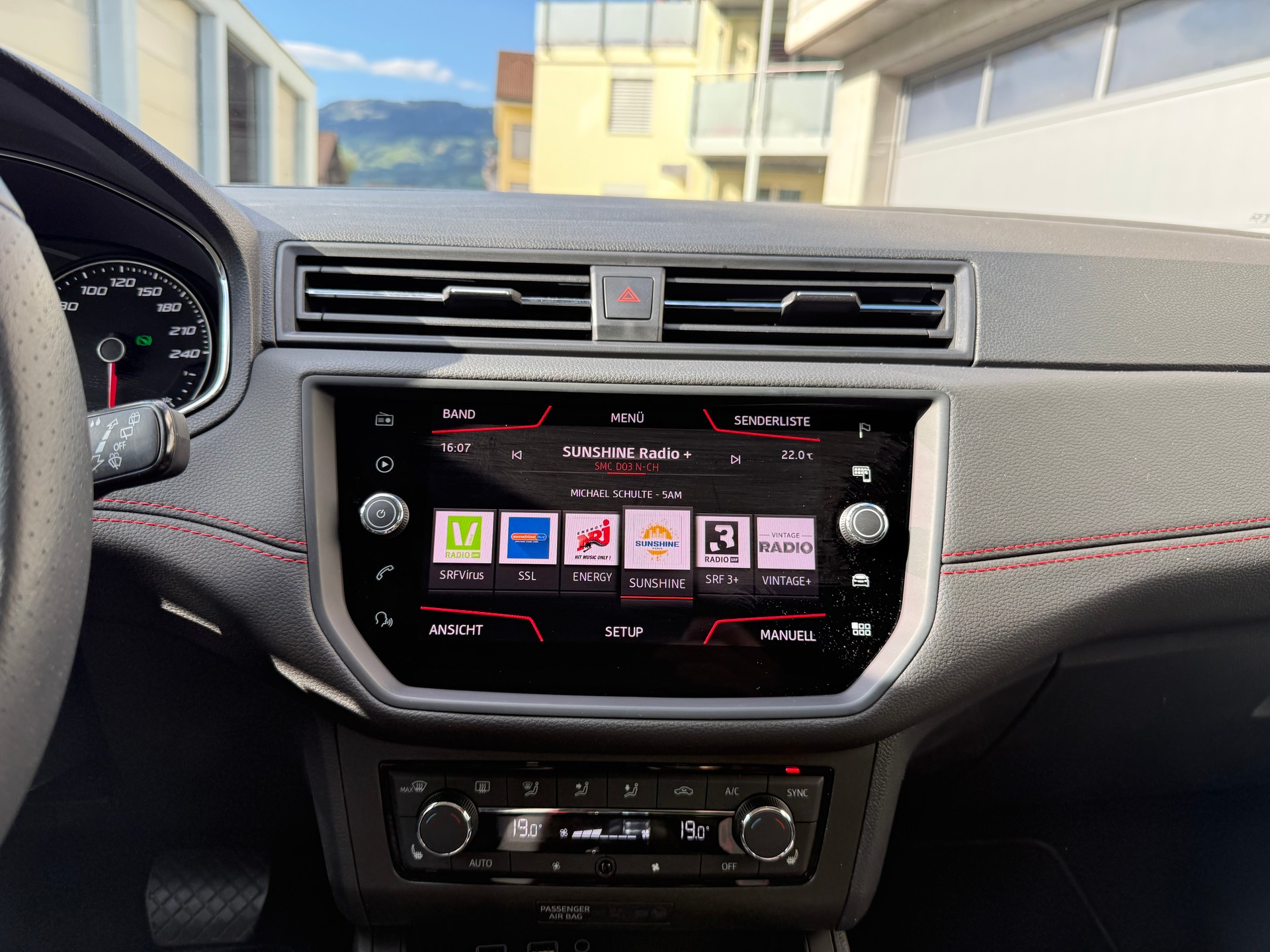 SEAT Ibiza 1.0 EcoTSI DSG Swiss FR-image-14