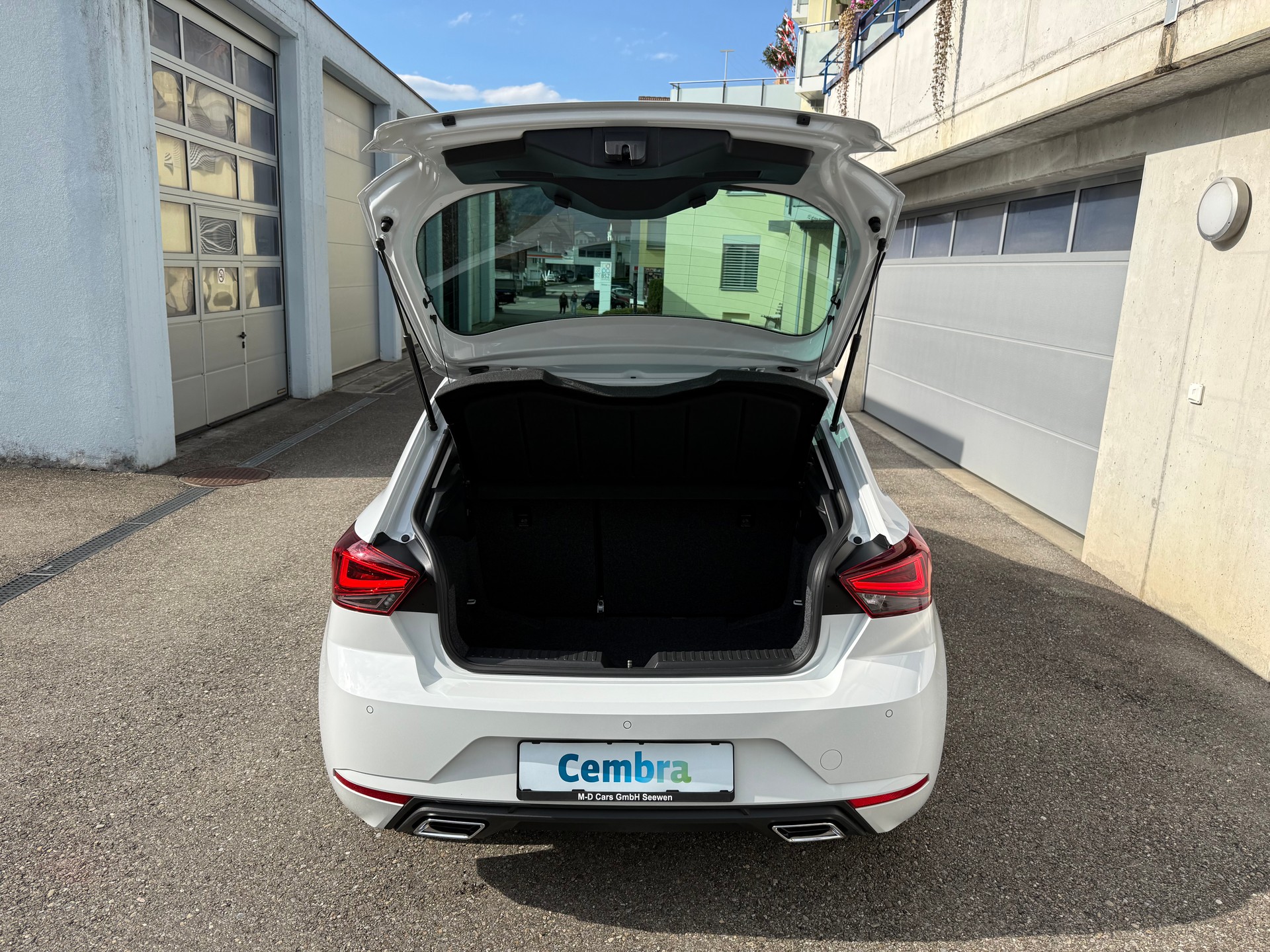 SEAT Ibiza 1.0 EcoTSI DSG Swiss FR-image-23