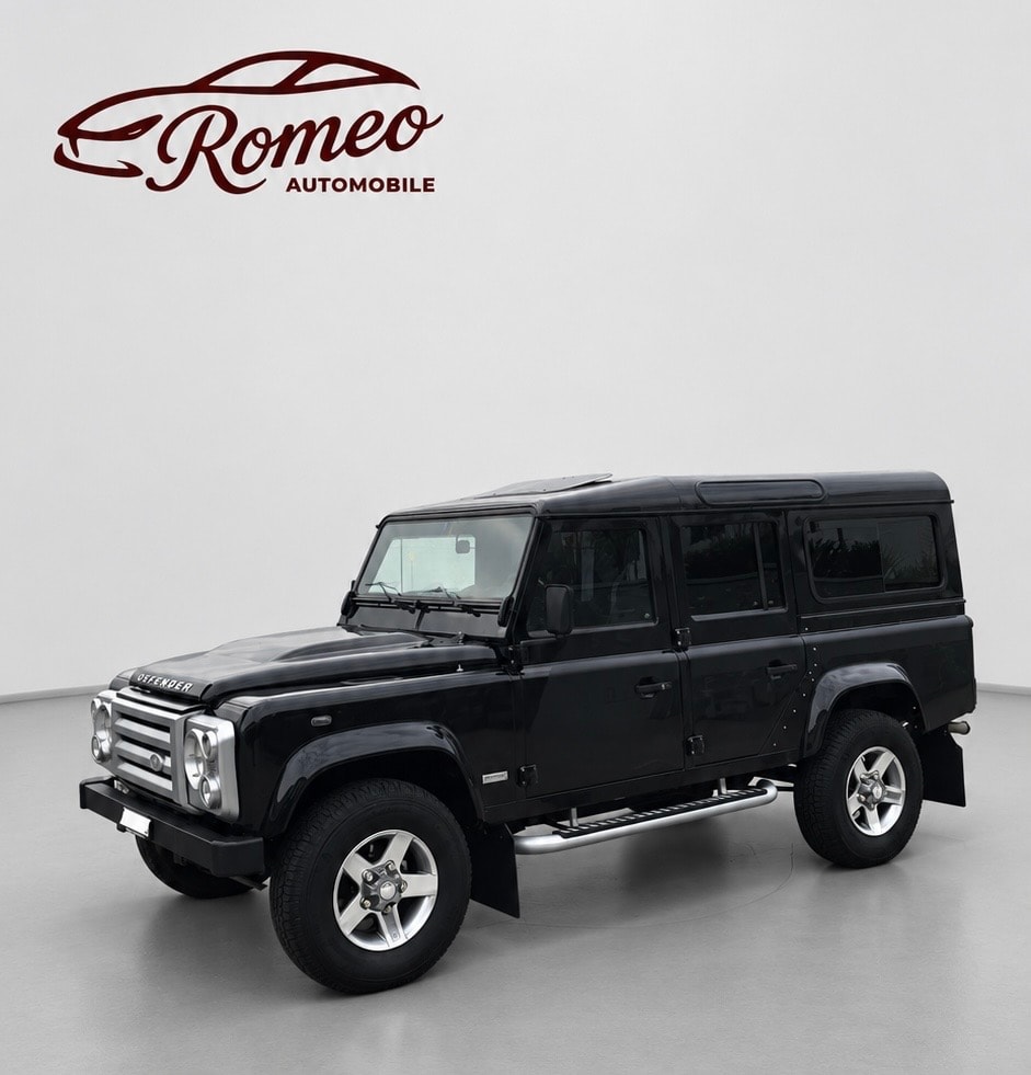 LAND ROVER Defender 110 SW 2.4Tdc SVX ** 60th Anniversary ** nur 52'000 km ** Sammlerfahrzeug **-image-0