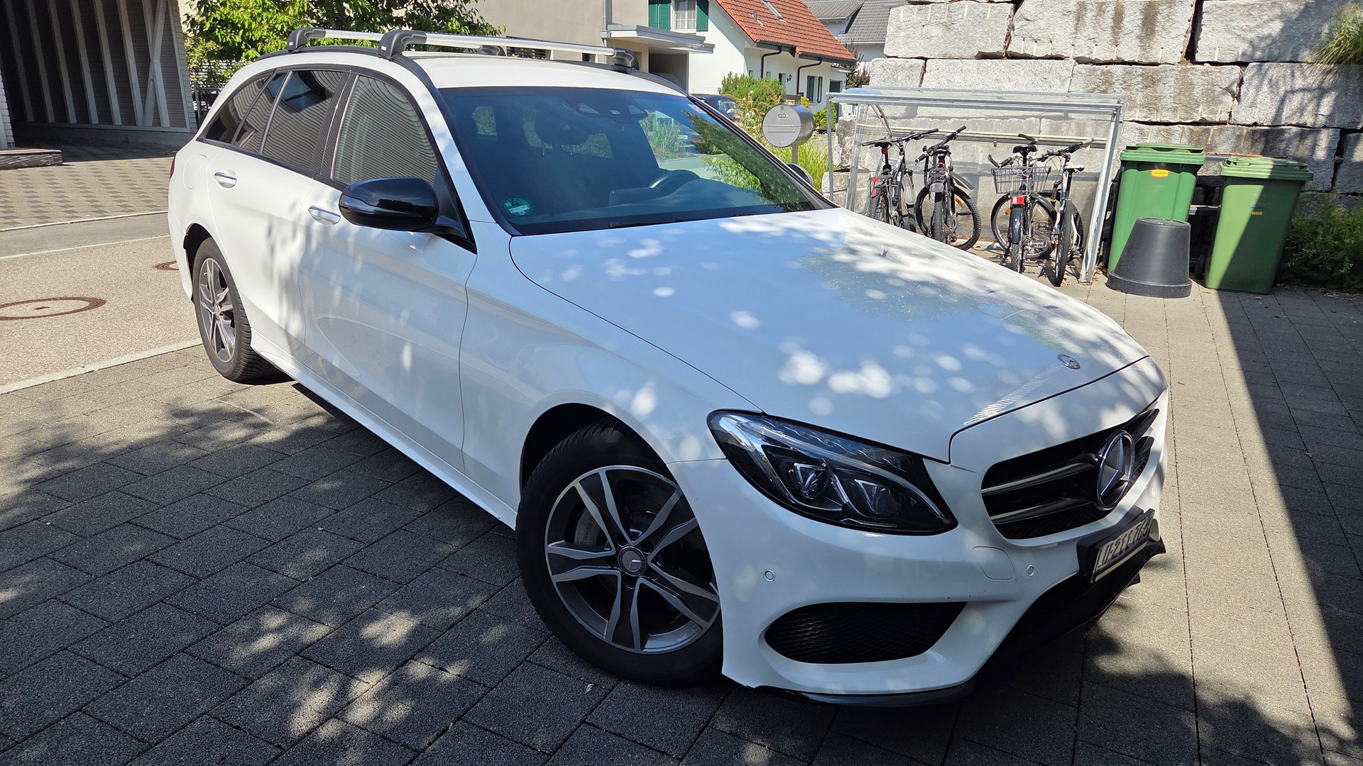 MERCEDES-BENZ C 250 d AMG Line 4m, AHK, LED, KAMERA, HEAD-UP-image-0