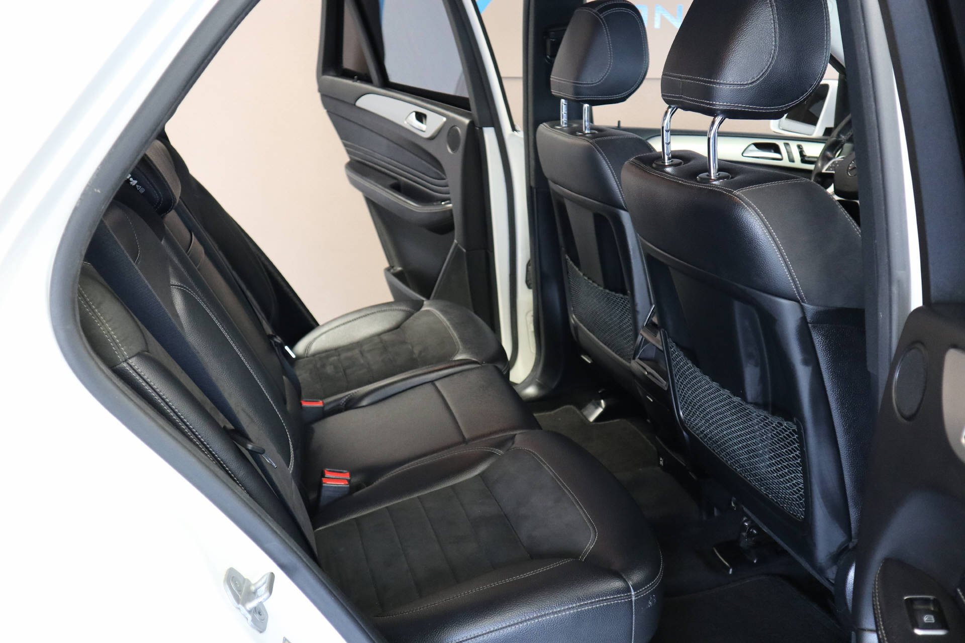 MERCEDES-BENZ ML 350 CDI BlueTec-image-8