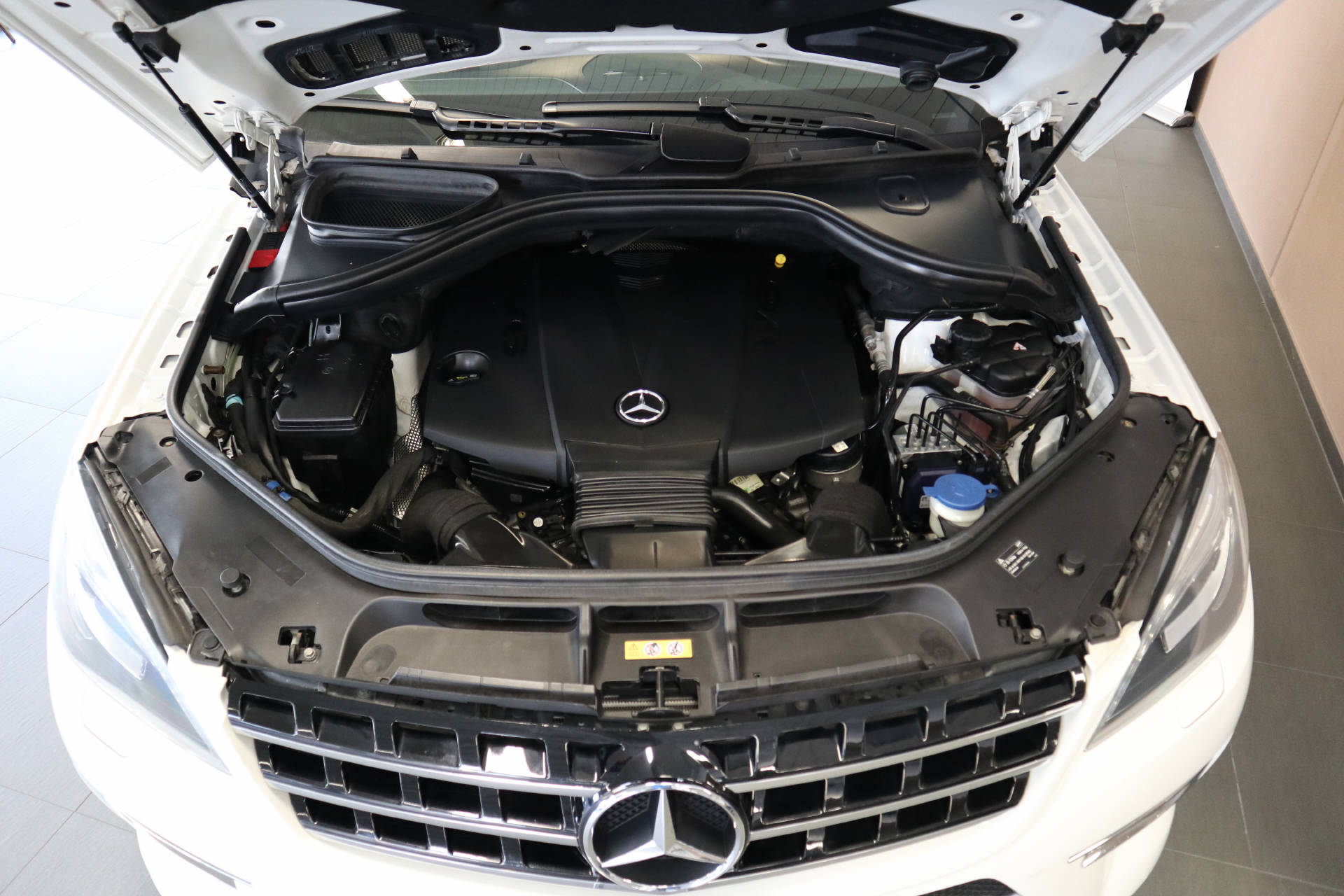 MERCEDES-BENZ ML 350 CDI BlueTec-image-15