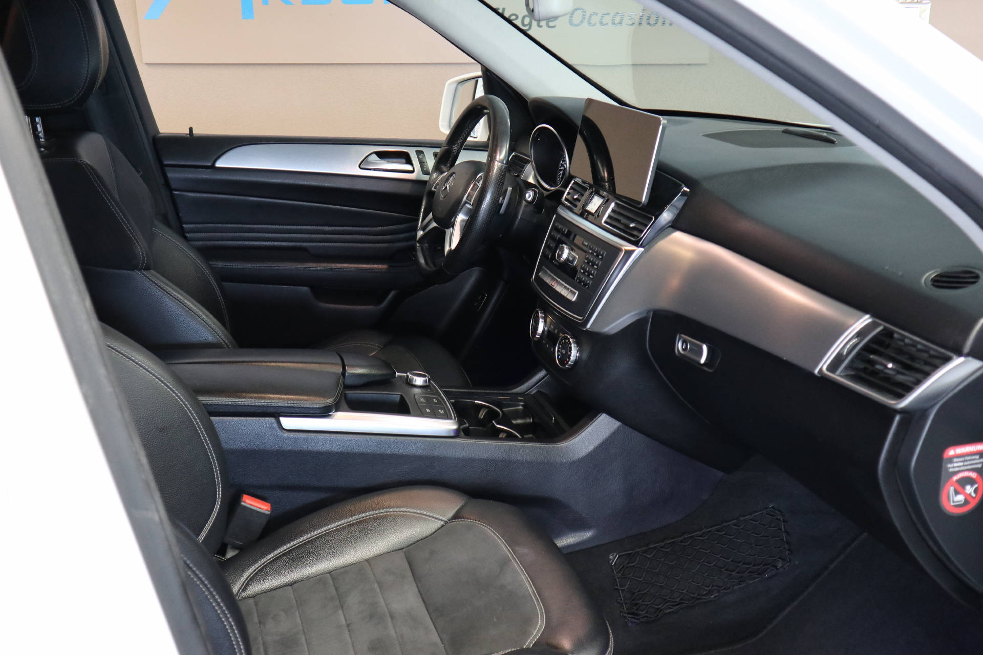 MERCEDES-BENZ ML 350 CDI BlueTec-image-7