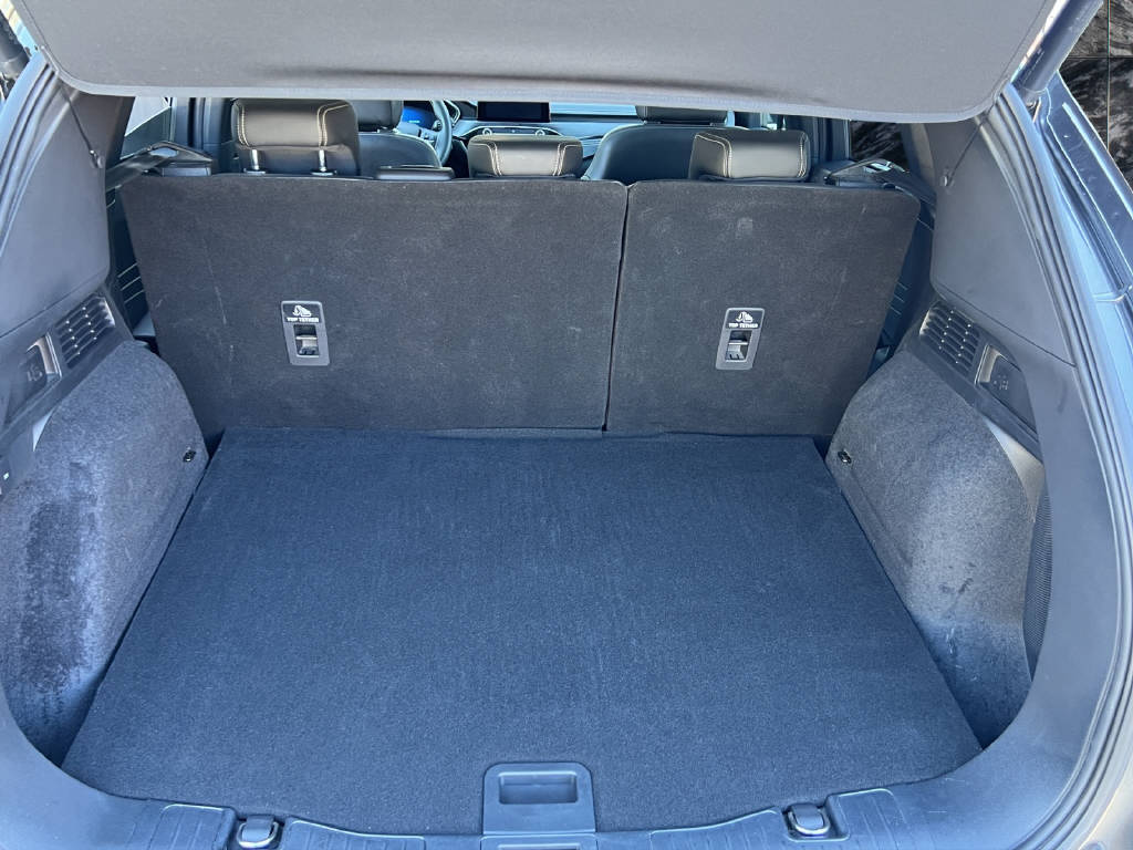 FORD Kuga 2.5 Hybrid Vignale 4x4-image-9