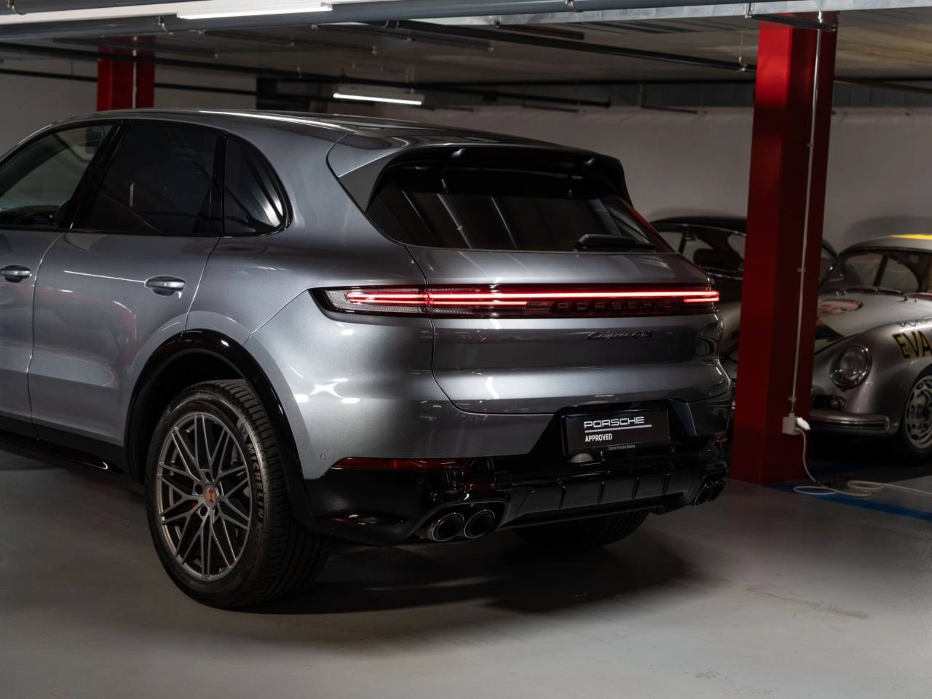 PORSCHE Cayenne GTS-image-23