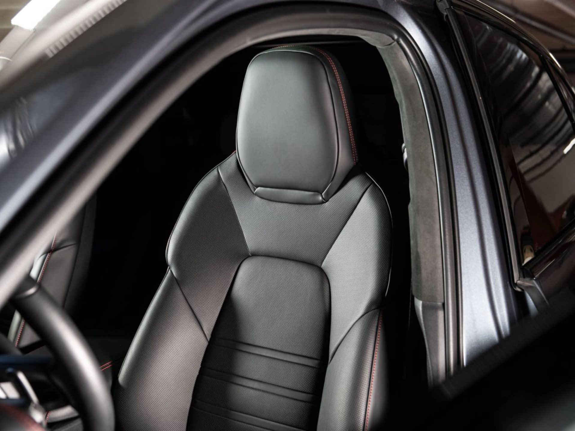 PORSCHE Cayenne GTS-image-16