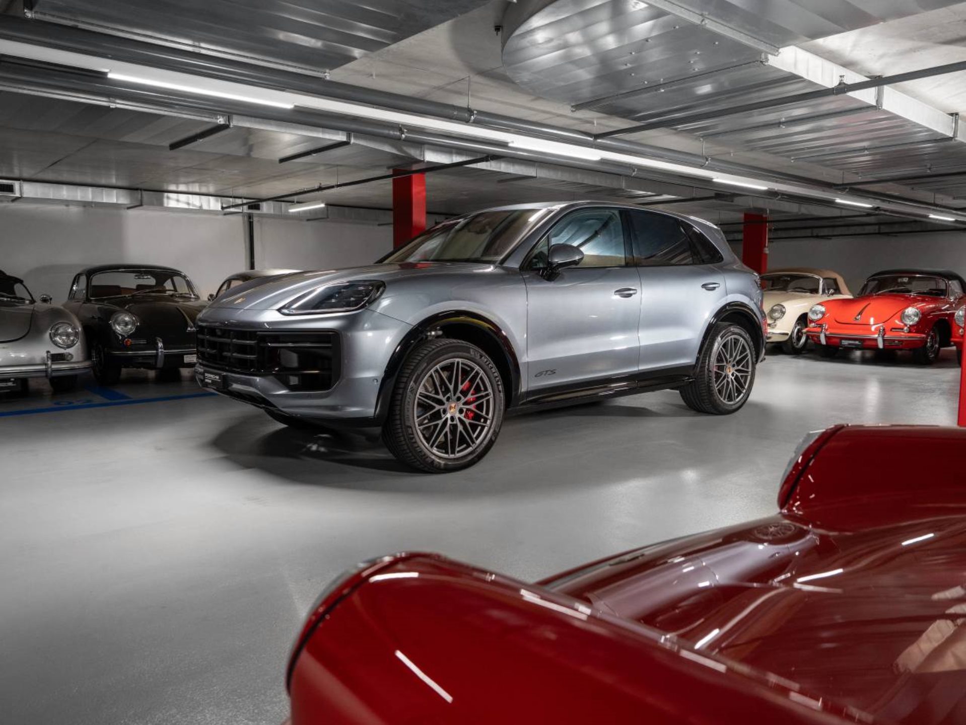 PORSCHE Cayenne GTS-image-0
