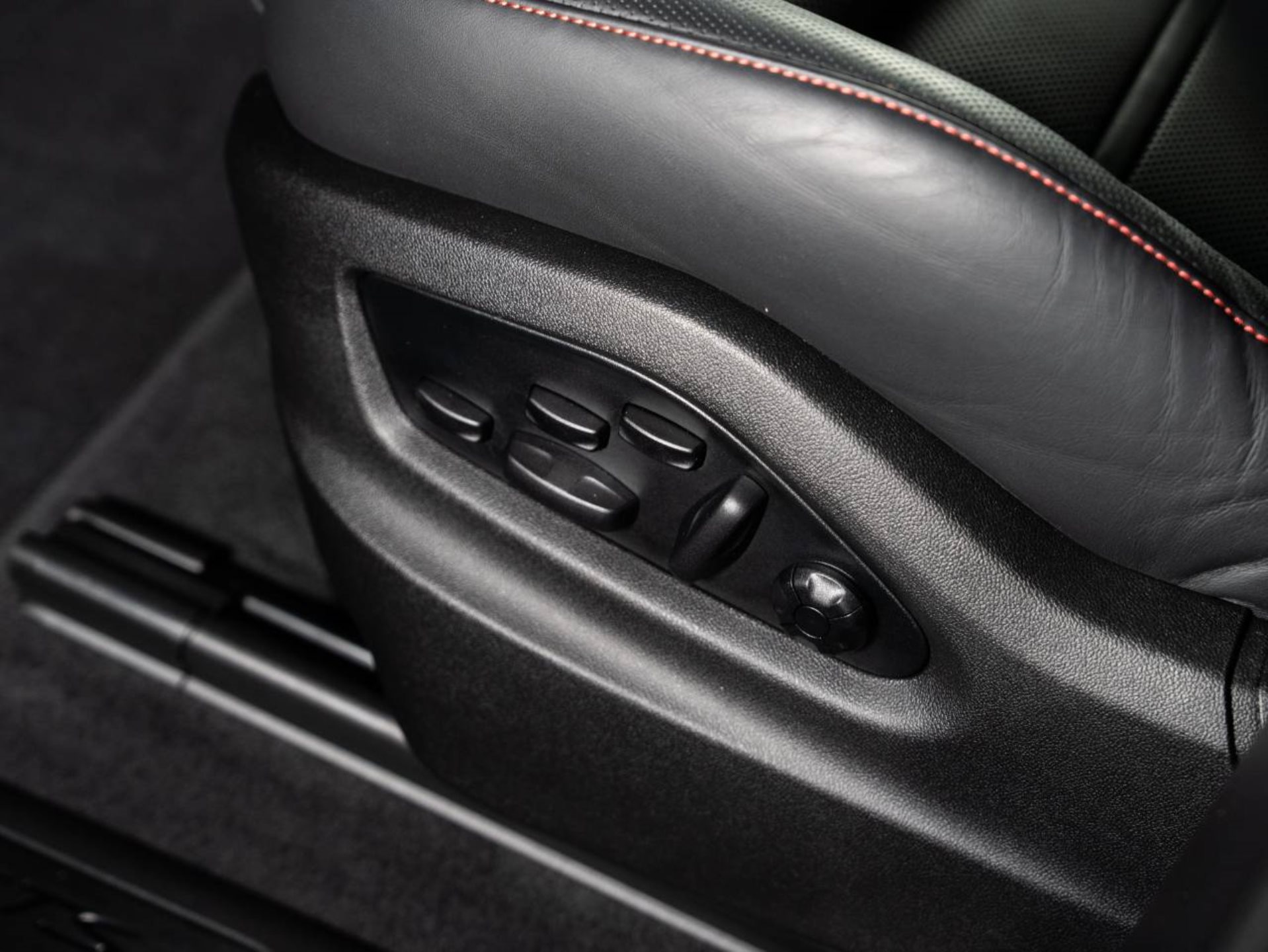 PORSCHE Cayenne GTS-image-18