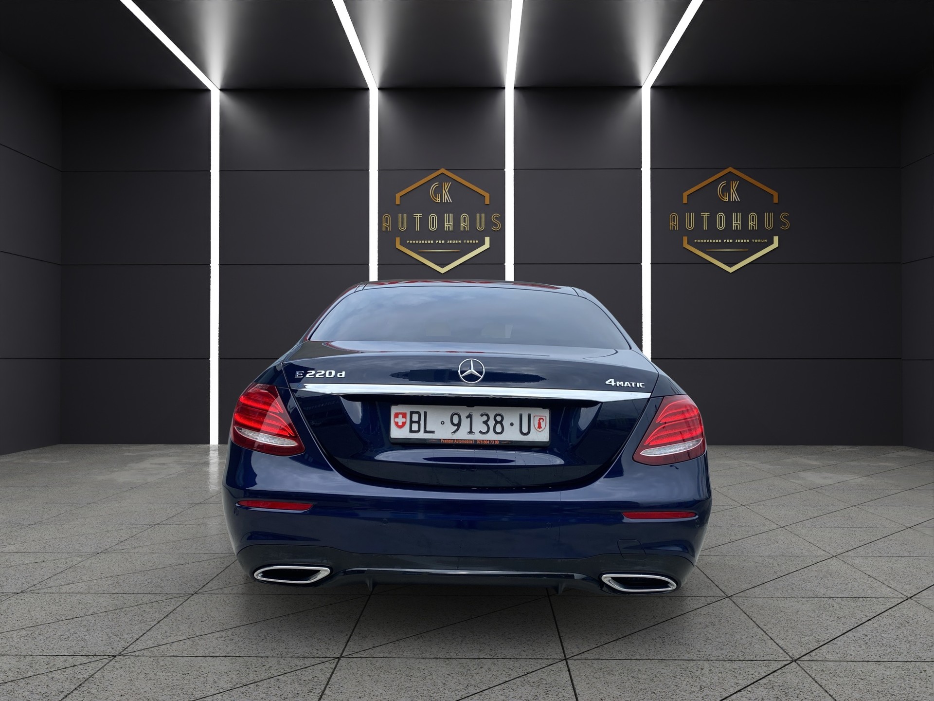 MERCEDES-BENZ E 220d Swiss Star AMG Line 4Matic 9G-Tronic-image-3