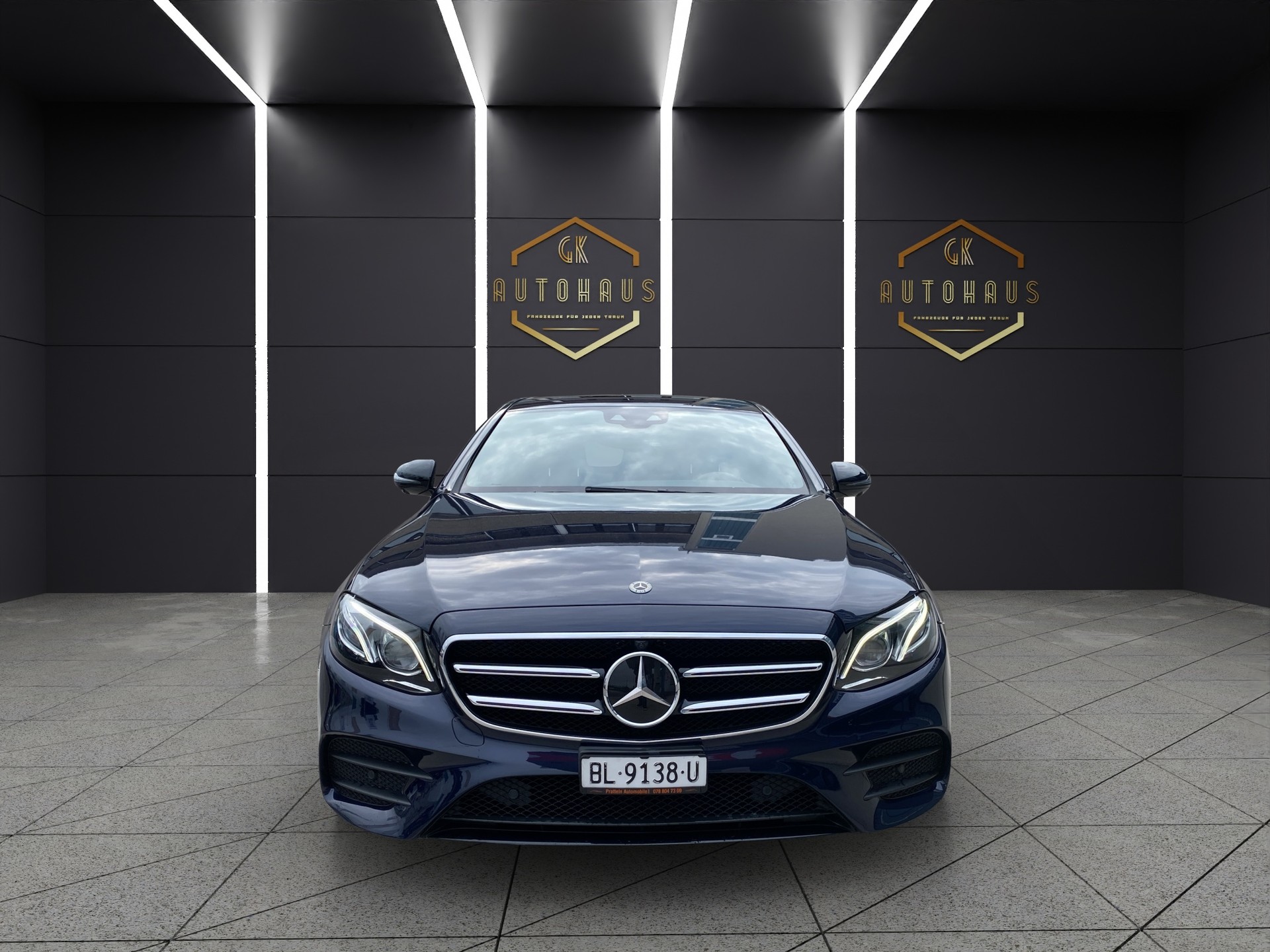 MERCEDES-BENZ E 220d Swiss Star AMG Line 4Matic 9G-Tronic-image-8