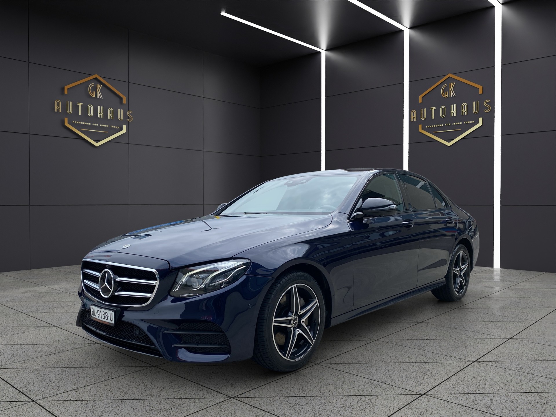 MERCEDES-BENZ E 220d Swiss Star AMG Line 4Matic 9G-Tronic-image-0