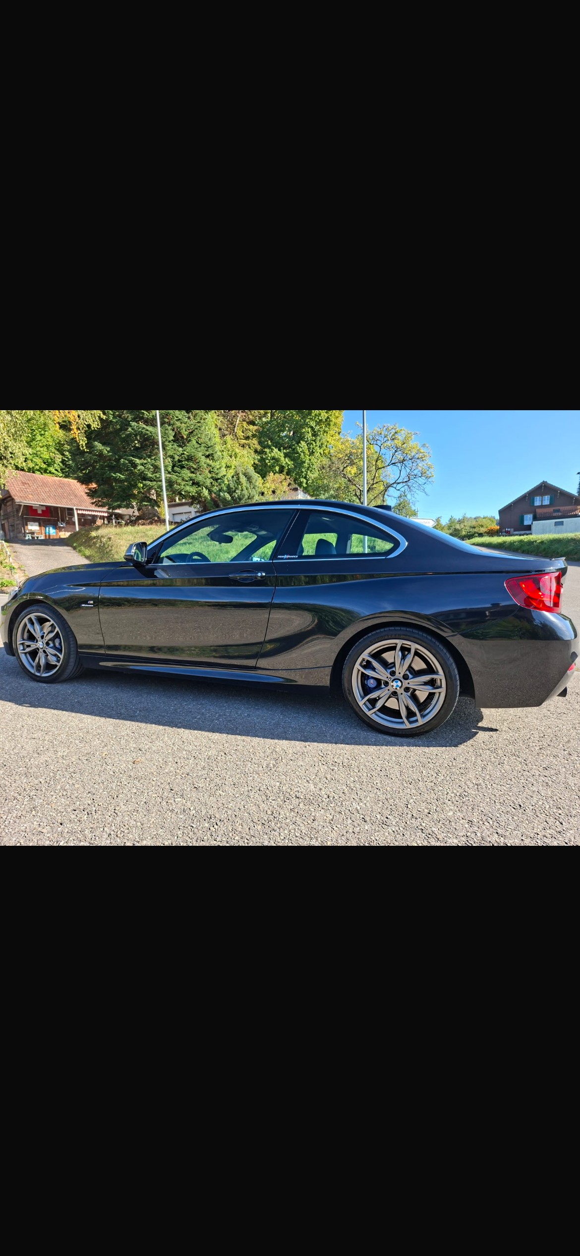BMW M235i-image-1