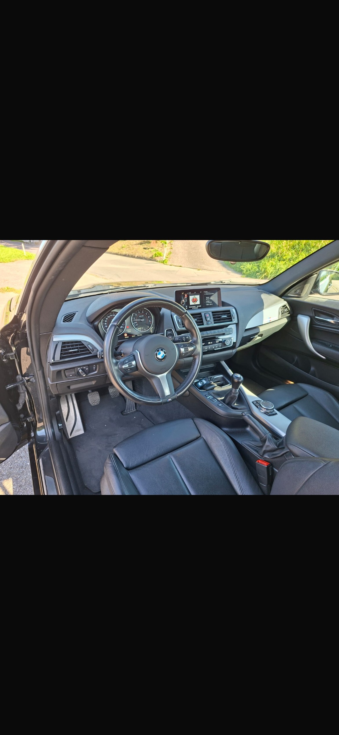 BMW M235i-image-5