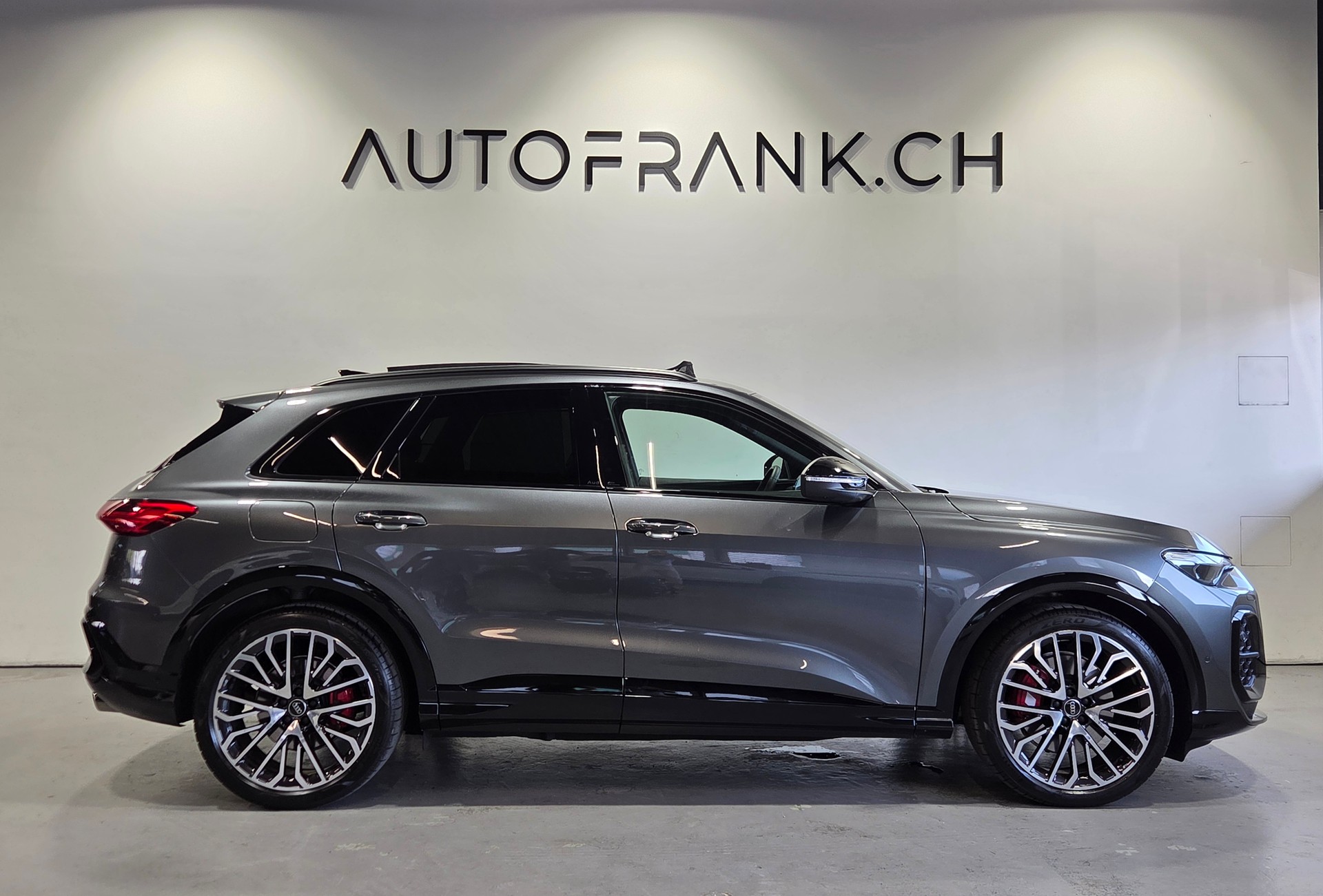 AUDI SQ5 SUV 3.0 V6 TFSI quattro S-Tronic-image-5