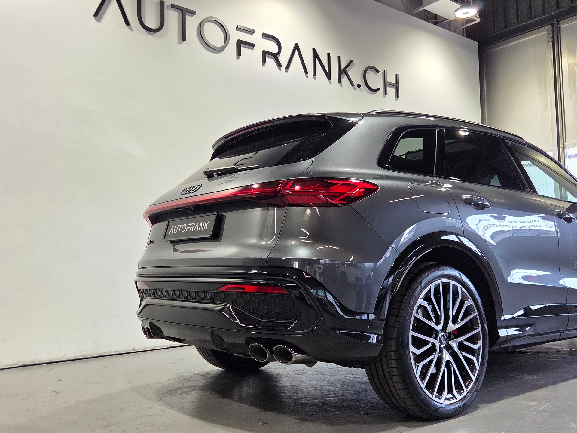 AUDI SQ5 SUV 3.0 V6 TFSI quattro S-Tronic-image-9
