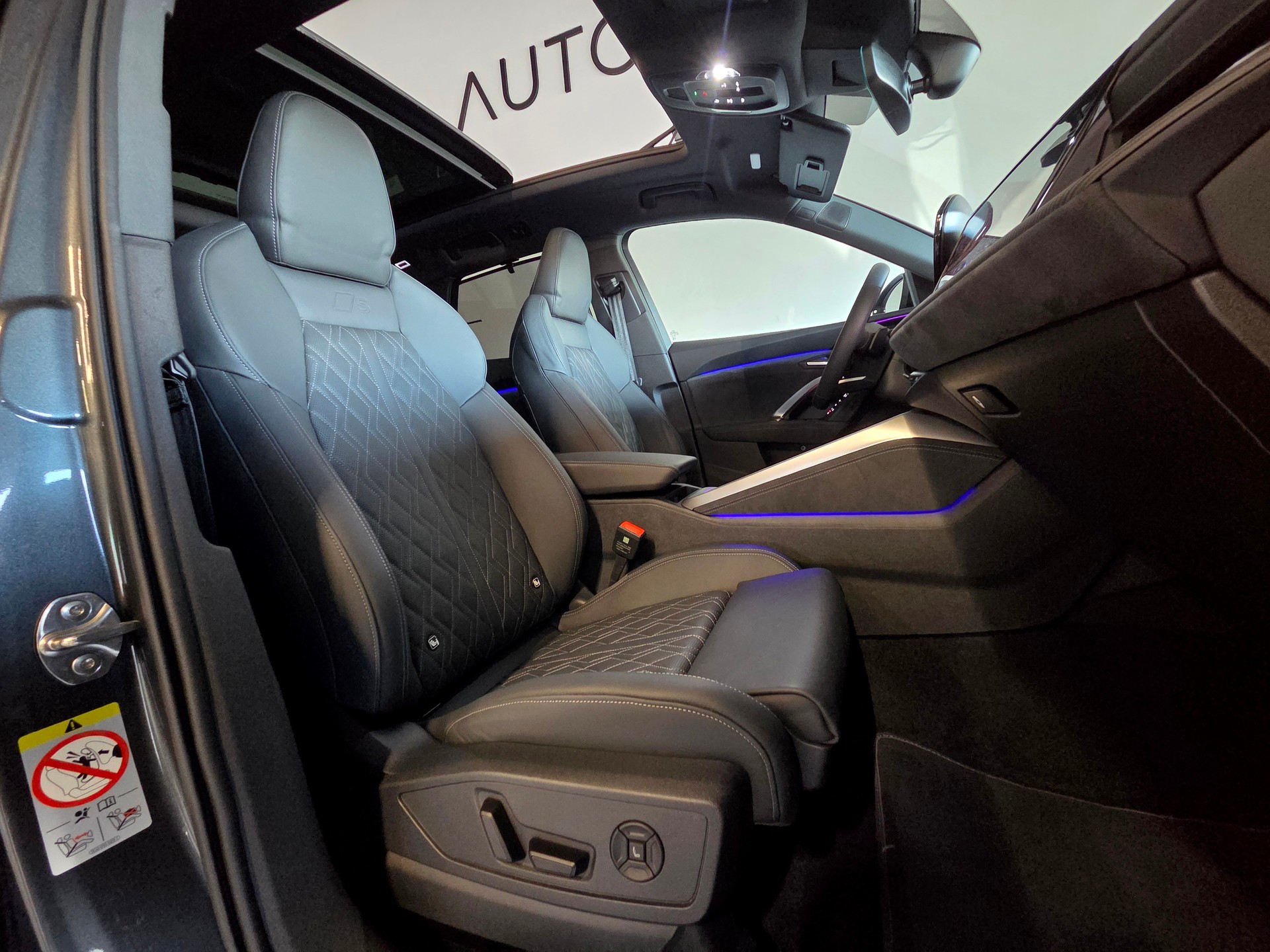AUDI SQ5 SUV 3.0 V6 TFSI quattro S-Tronic-image-13
