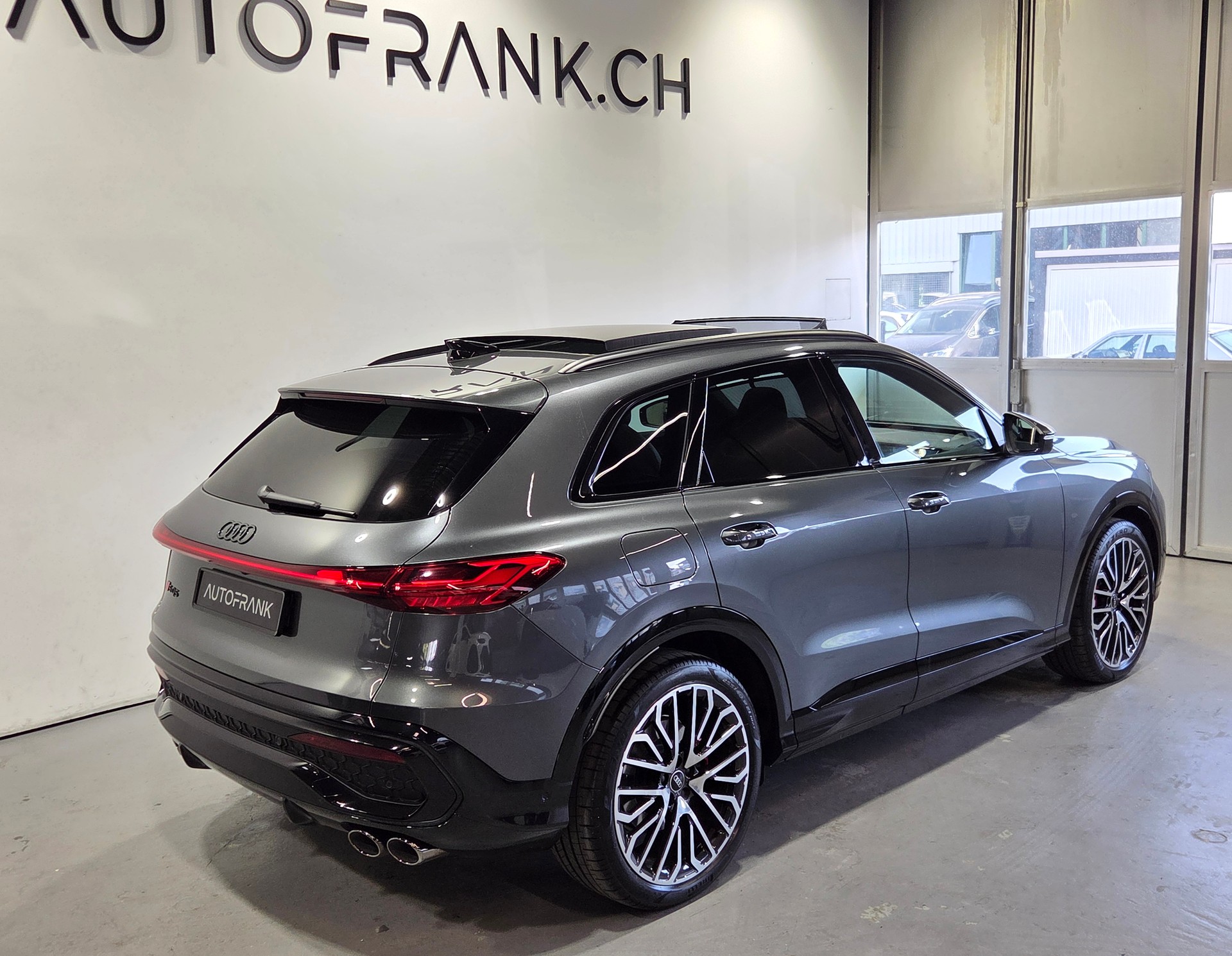 AUDI SQ5 SUV 3.0 V6 TFSI quattro S-Tronic-image-8