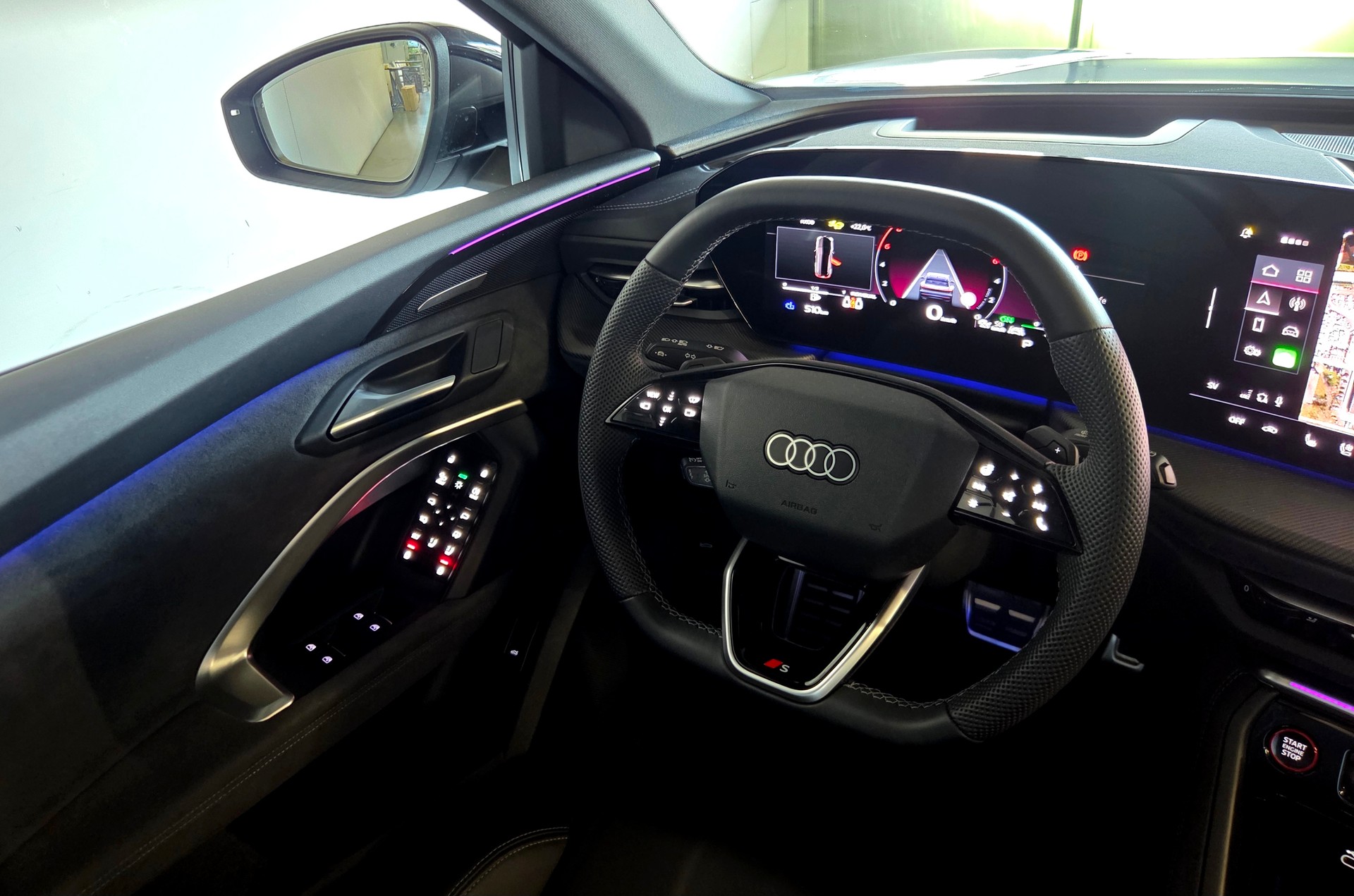 AUDI SQ5 SUV 3.0 V6 TFSI quattro S-Tronic-image-14