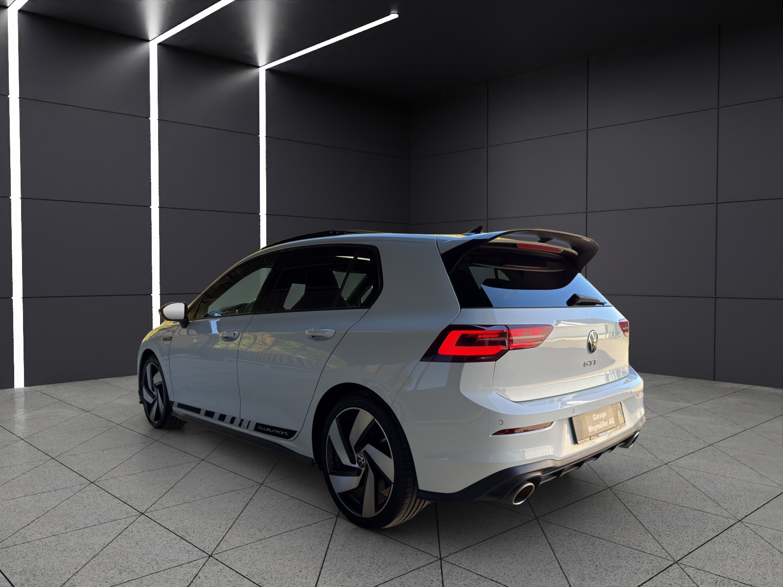 VW Golf 2.0 TSI GTI Clubsport 45 DSG-image-7