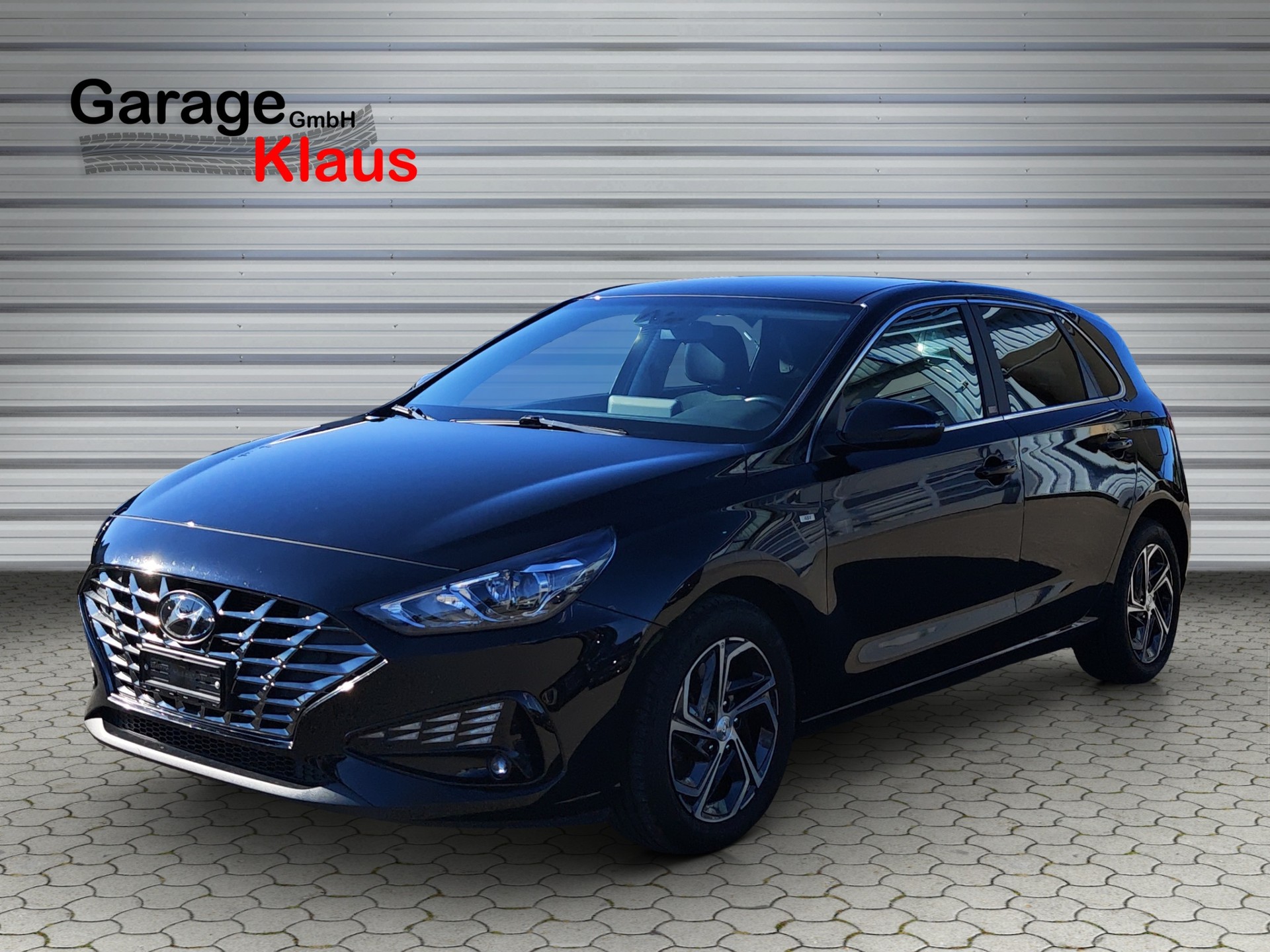 HYUNDAI i30 1.5 T-GDi Amplia 48V MH DCT-image-0