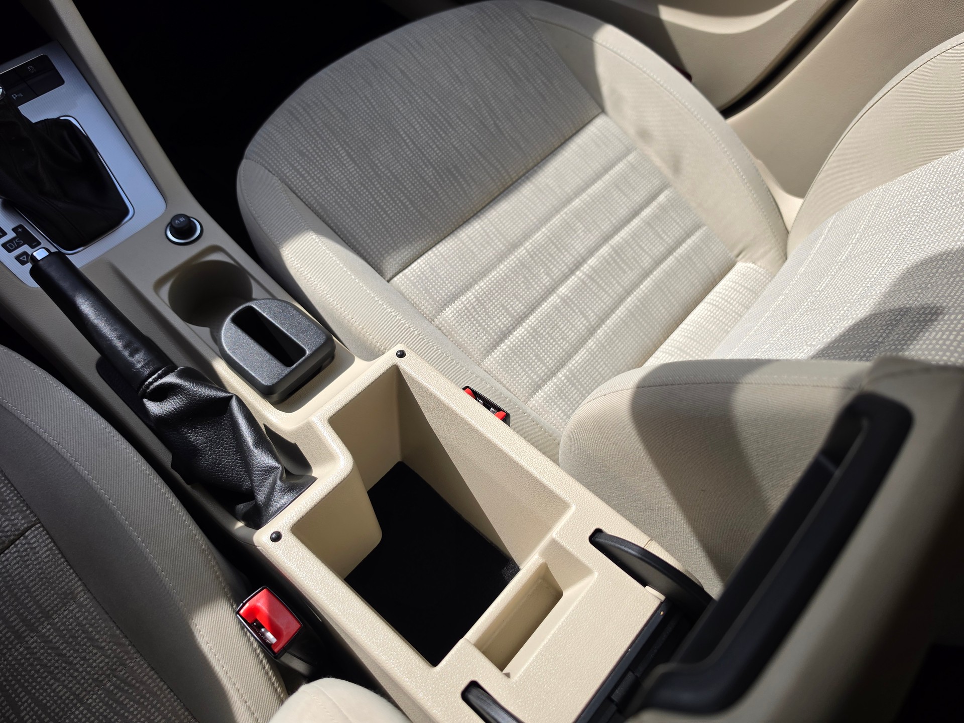 SKODA Octavia Combi 1.8 TSI Elegance 4x4 DSG-image-39