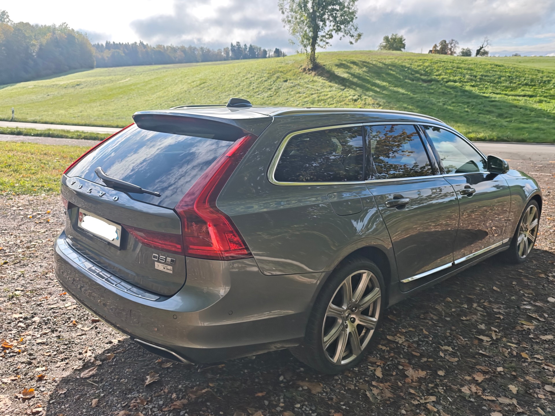 VOLVO 2.0 D5 Inscription AWD-image-9