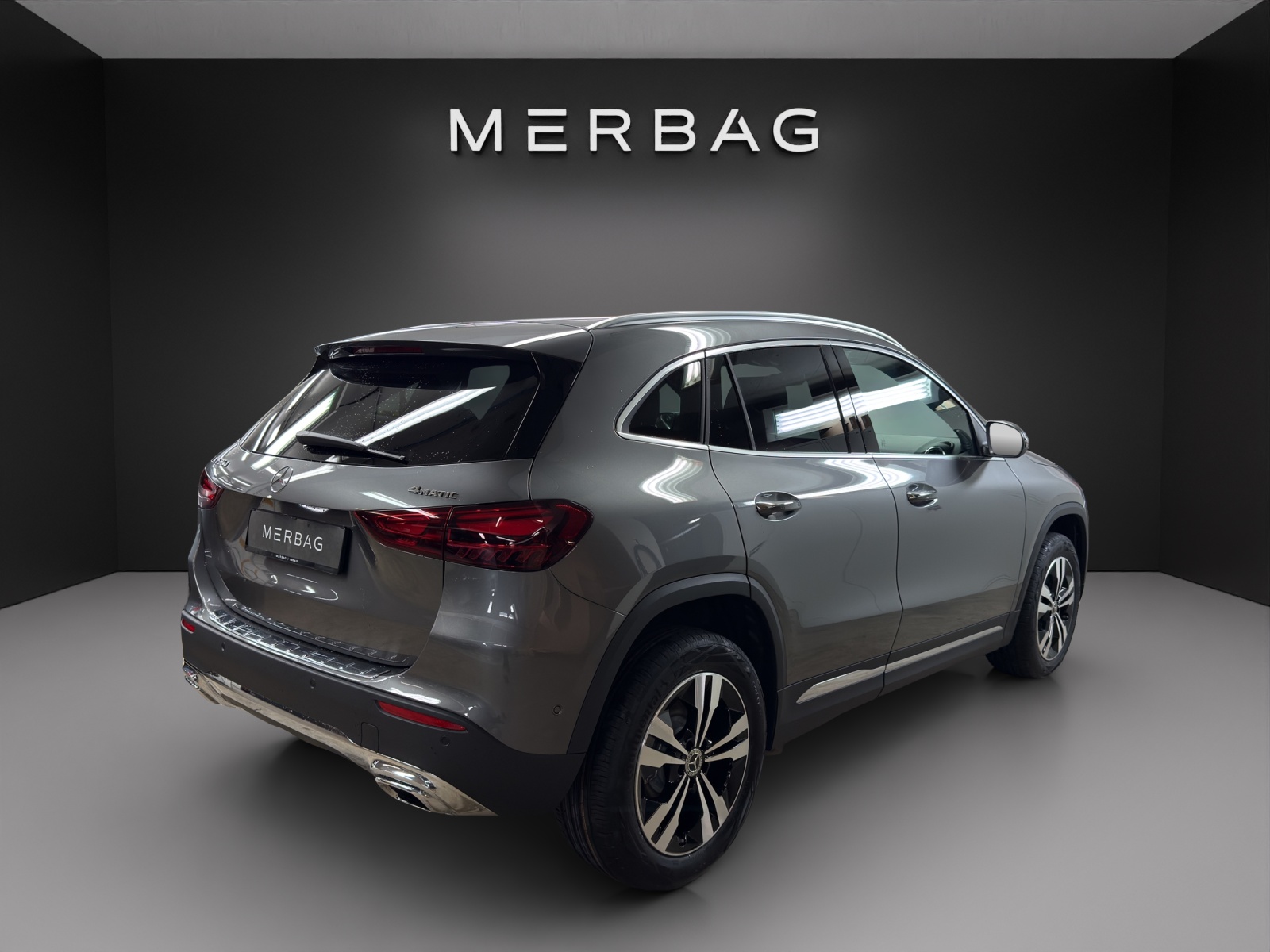 MERCEDES-BENZ GLA 220d 4Matic 8G-DCTSwiss Star-image-4