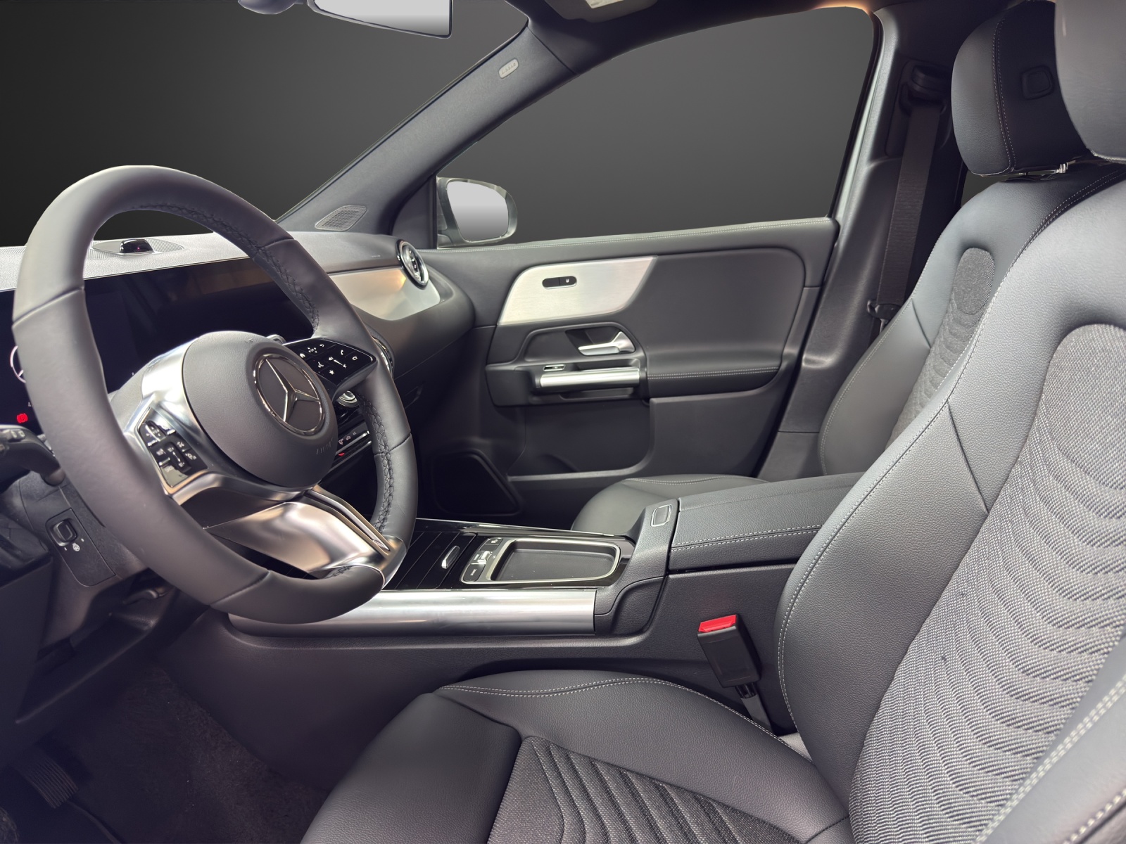 MERCEDES-BENZ GLA 220d 4Matic 8G-DCTSwiss Star-image-9