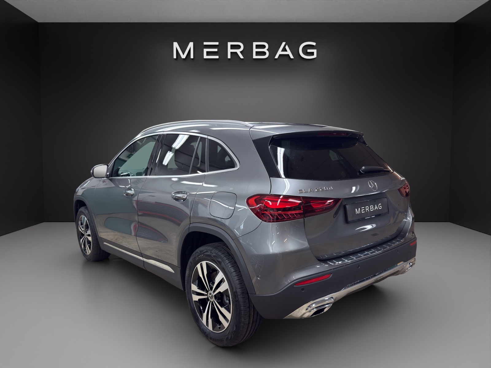 MERCEDES-BENZ GLA 220d 4Matic 8G-DCTSwiss Star-image-2