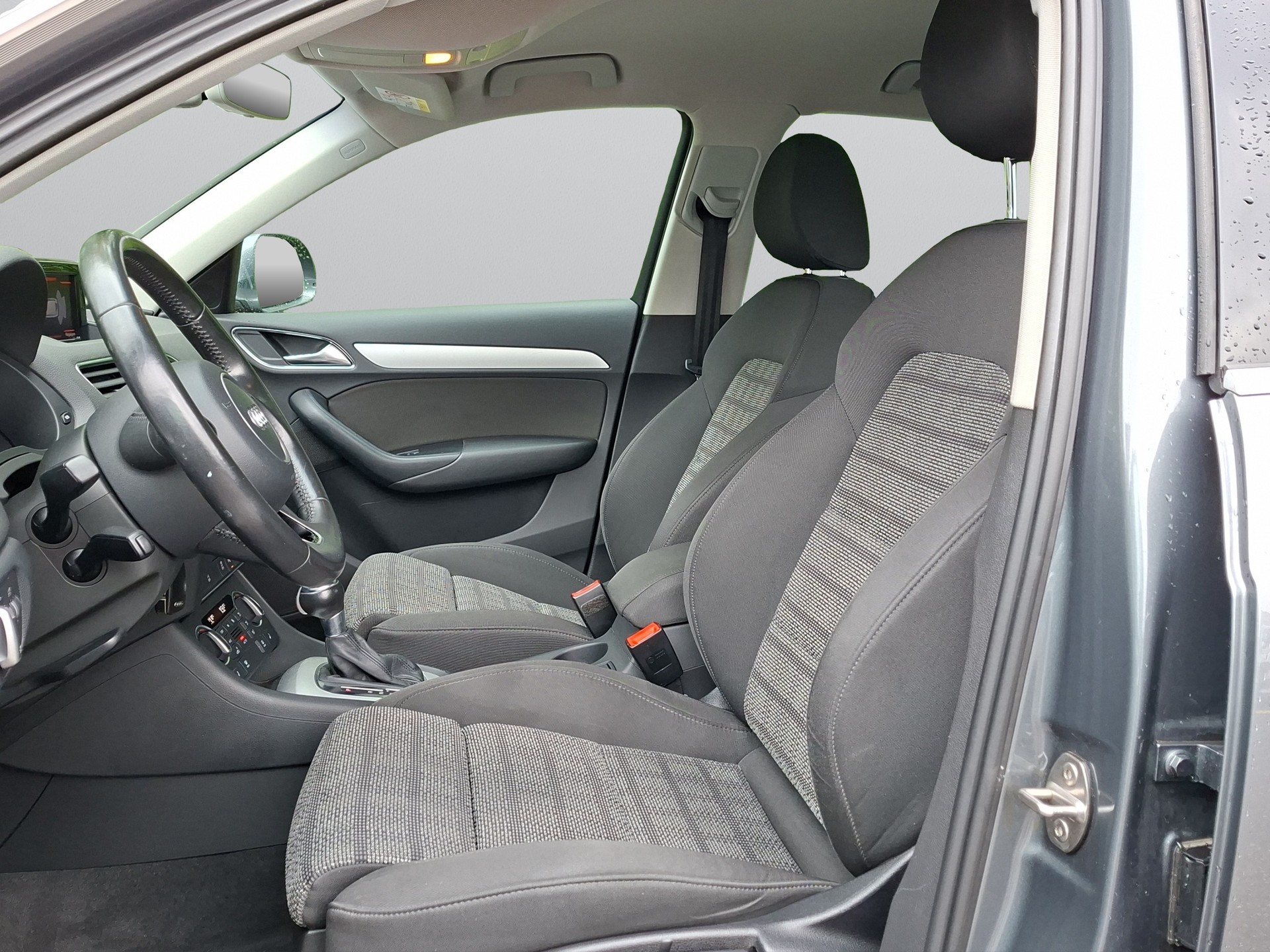 AUDI Q3 1.4 TFSI sport S-tronic-image-10