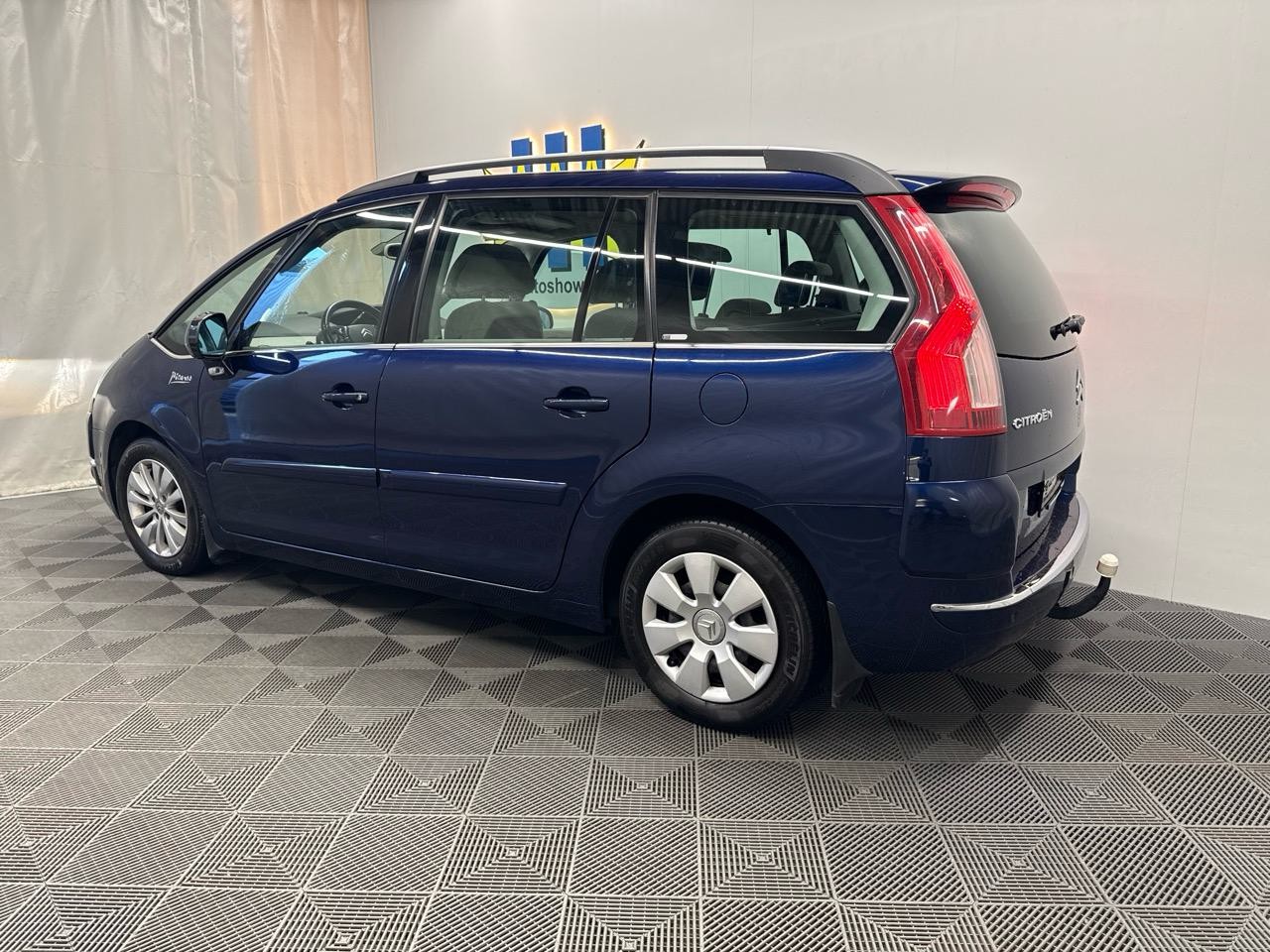 CITROEN Grand C4 Picasso 2.0 HDI SX BMP6-image-1