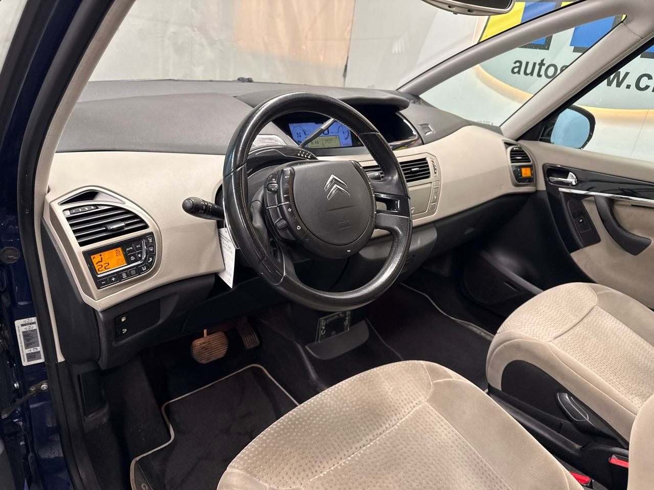 CITROEN Grand C4 Picasso 2.0 HDI SX BMP6-image-2