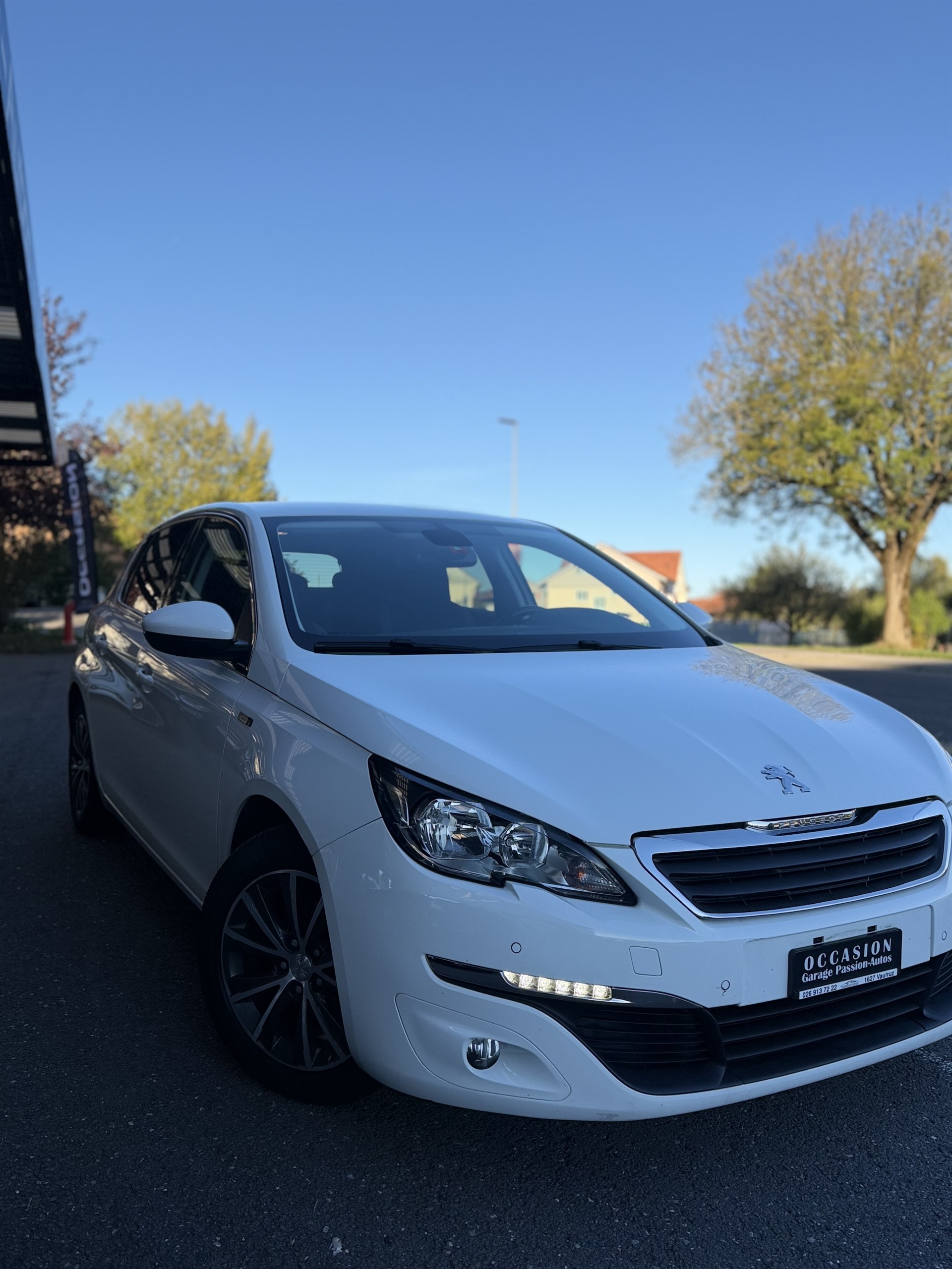 PEUGEOT 308 1.2 THP Style-image-3
