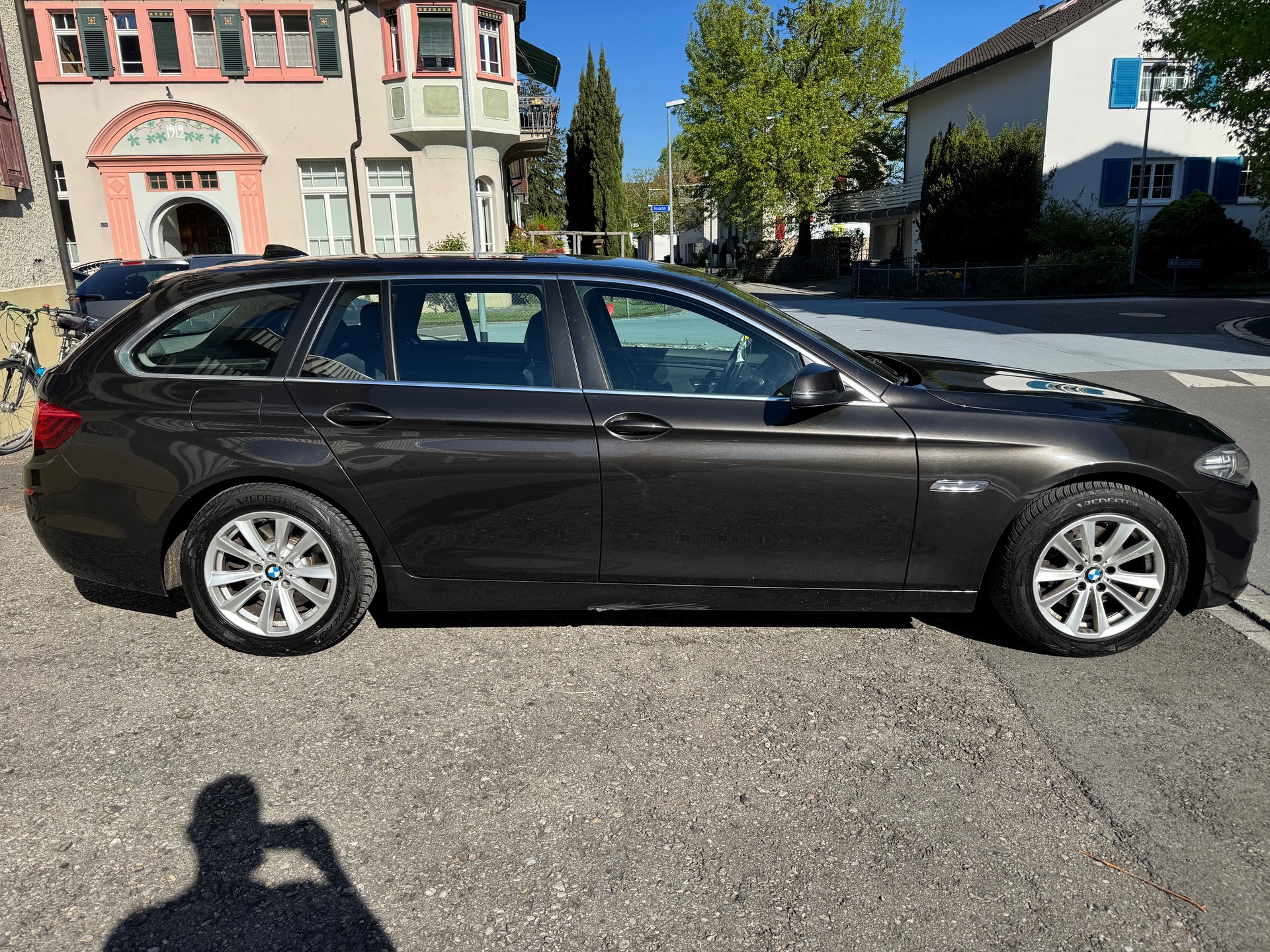 BMW 520d Touring xDrive Steptronic-image-2