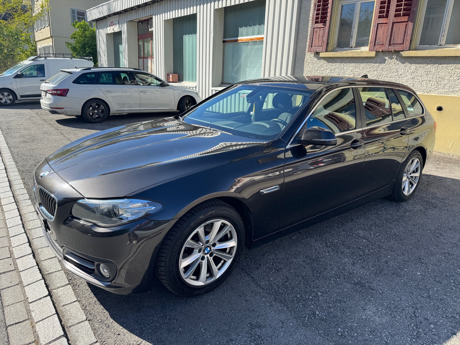 BMW 520d Touring xDrive Steptronic-image-9