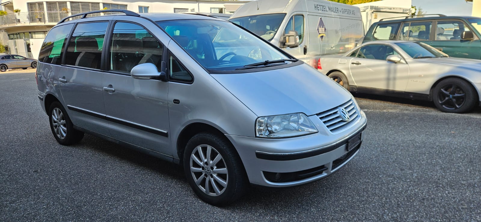 VW Sharan 1.8 T Trendline Automatic-image-6