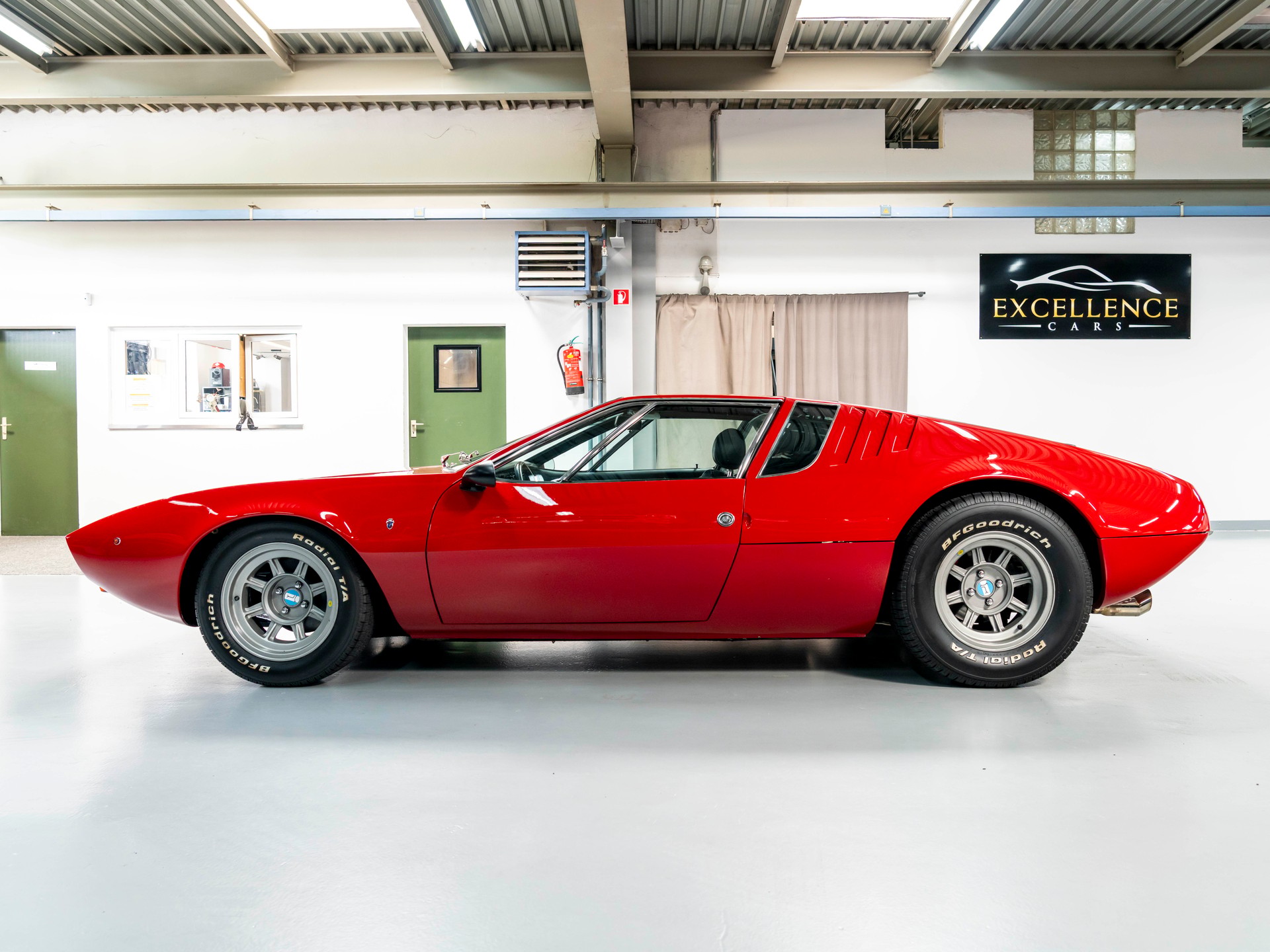 DE TOMASO Mangusta 1 of 401-image-3