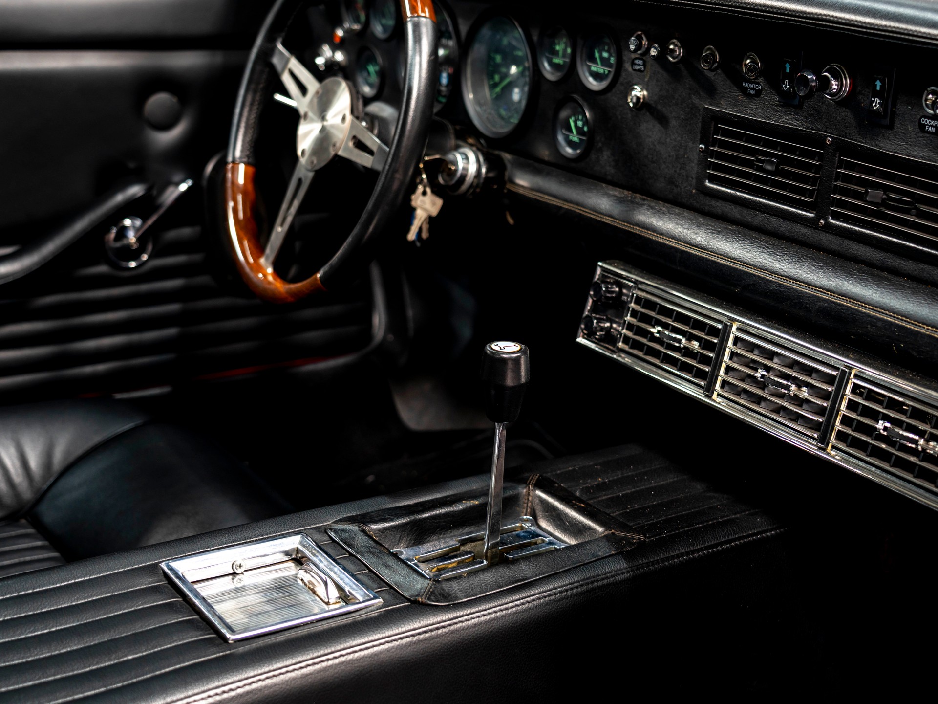 DE TOMASO Mangusta 1 of 401-image-25