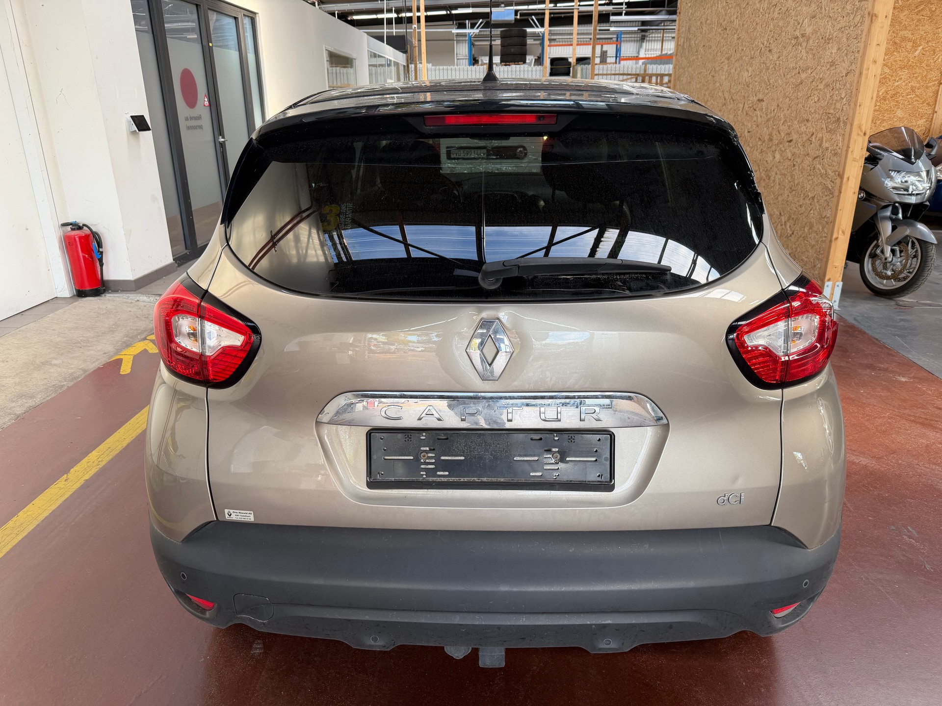 RENAULT Captur 1.5 dCi Dynamique EDC-image-8