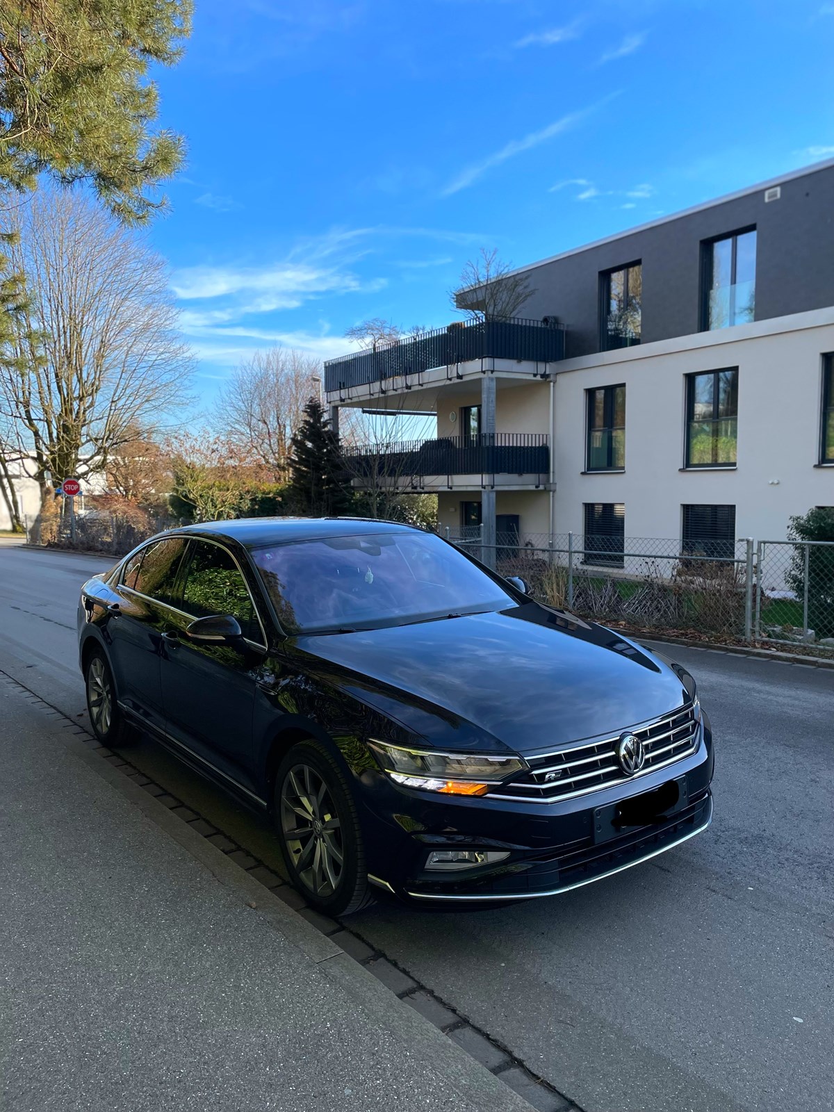 VW PASSAT TSI 2.0 R-Line-image-1