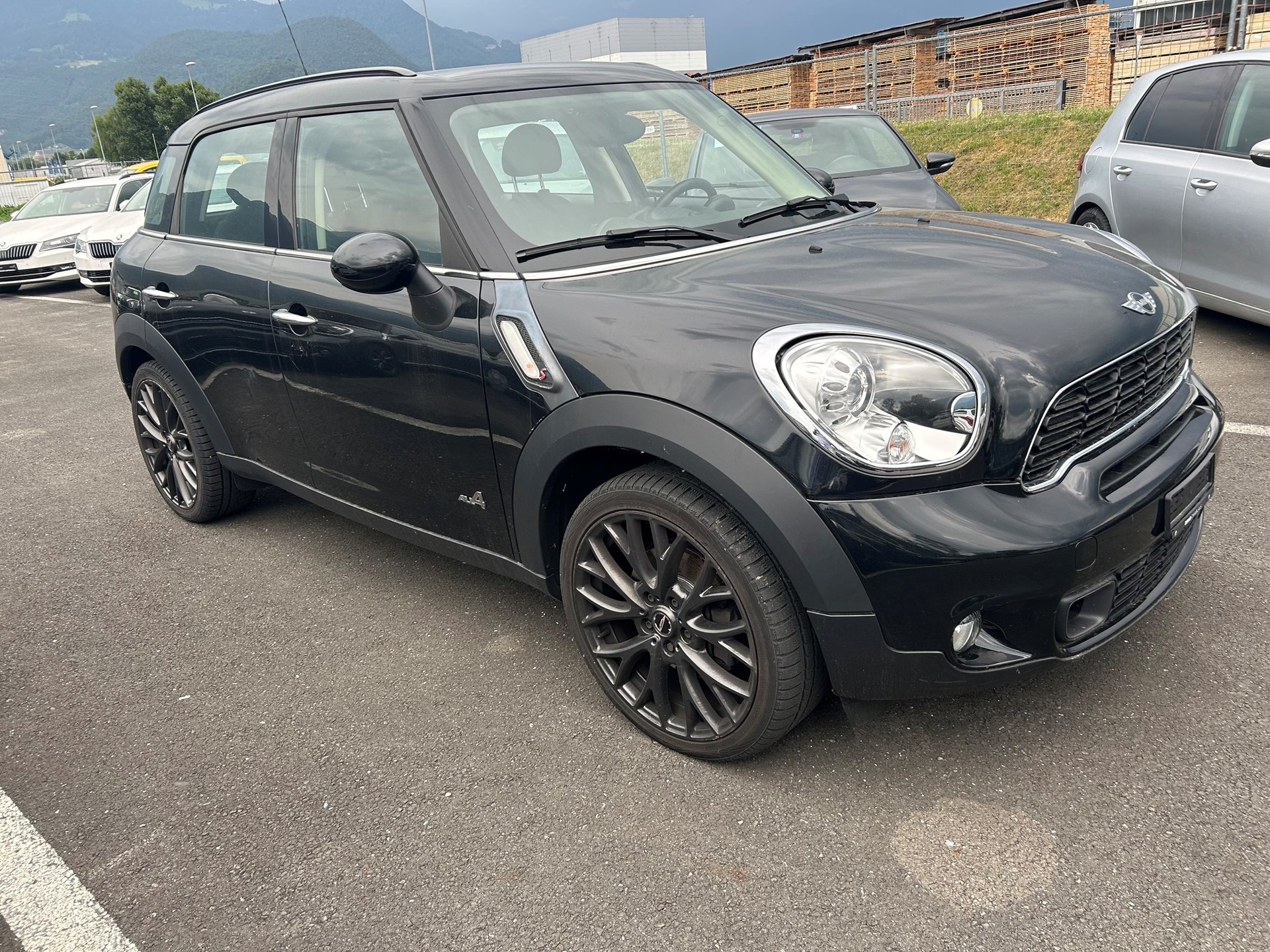 MINI Countryman Cooper S ALL4-image-2