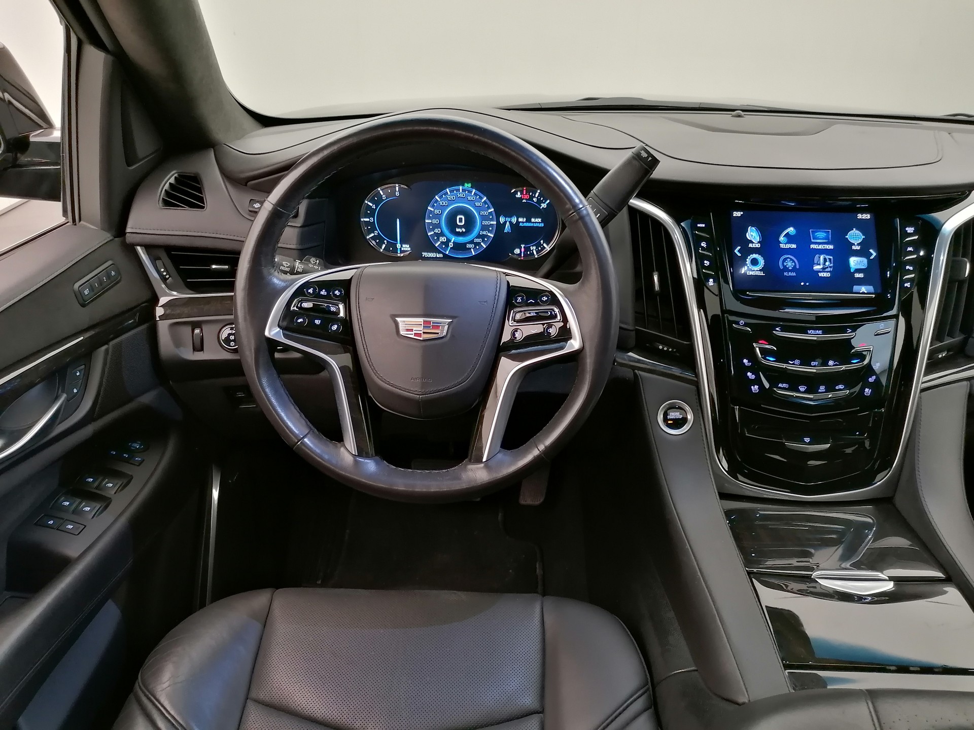 CADILLAC Escalade 6.2 Platinum AWD-image-11