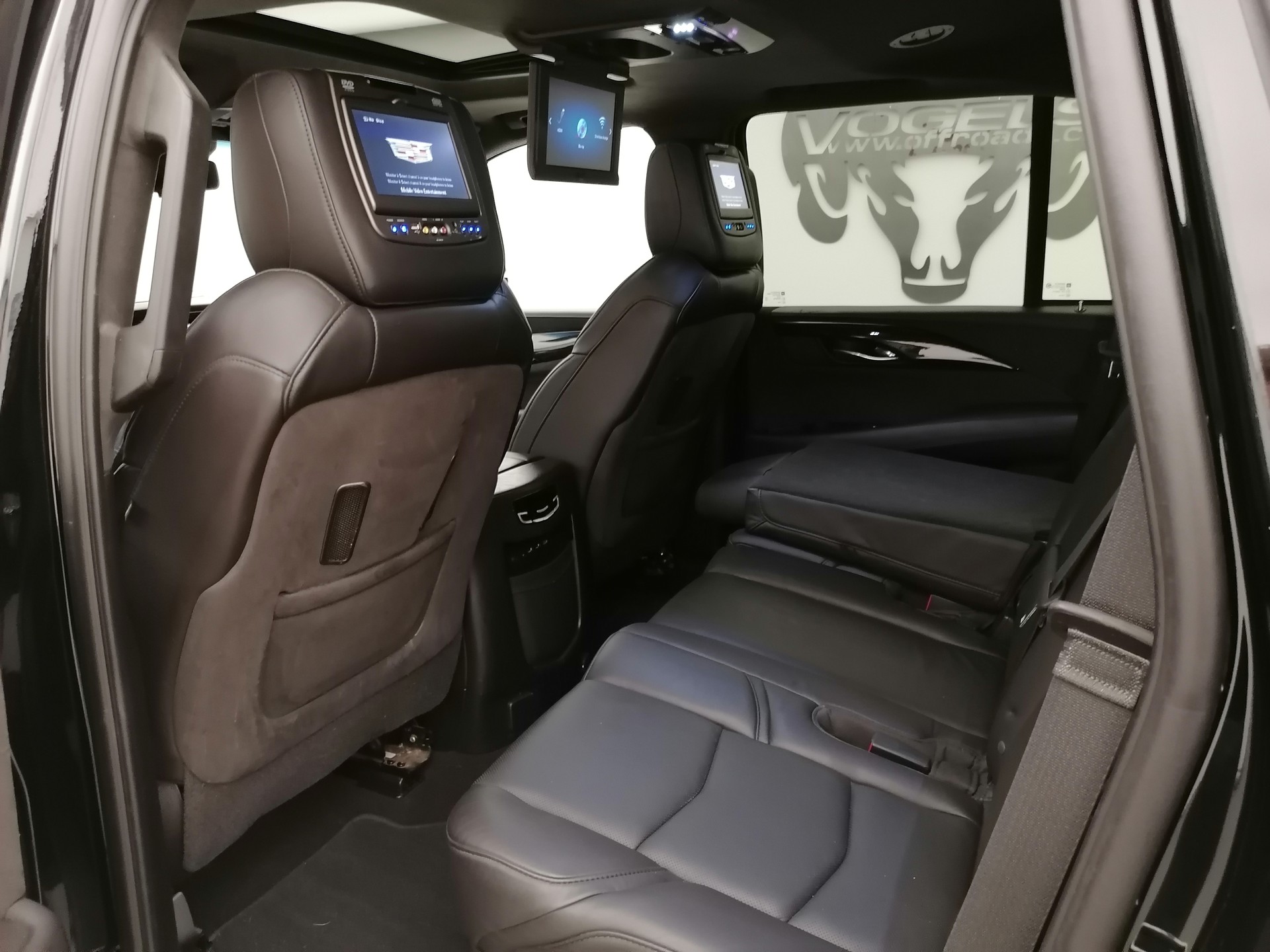 CADILLAC Escalade 6.2 Platinum AWD-image-8