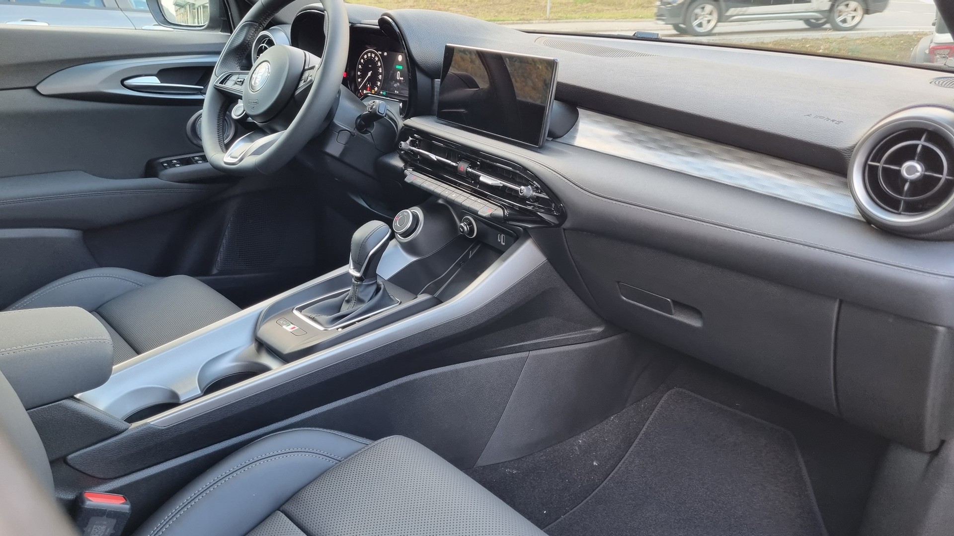 ALFA ROMEO Tonale 1.5 48V Hybrid Ti Pack Premium-image-11